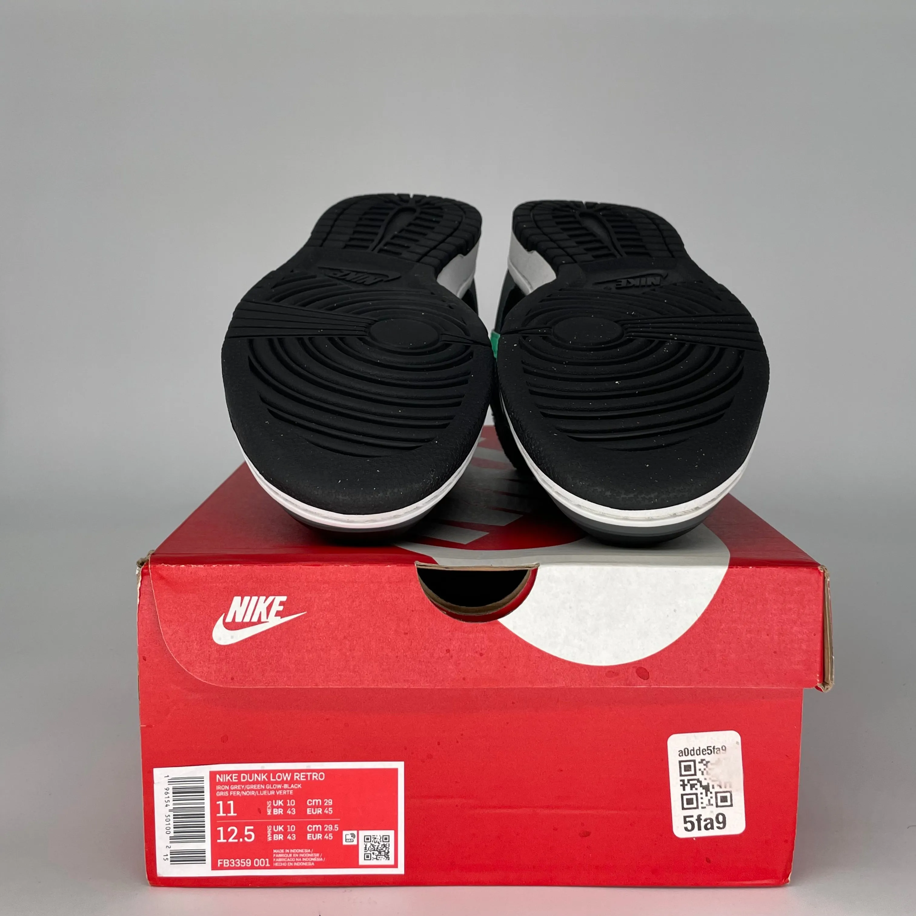 NIKE DUNK LOW GREEN GLOW SIZE 11 FB3359-001