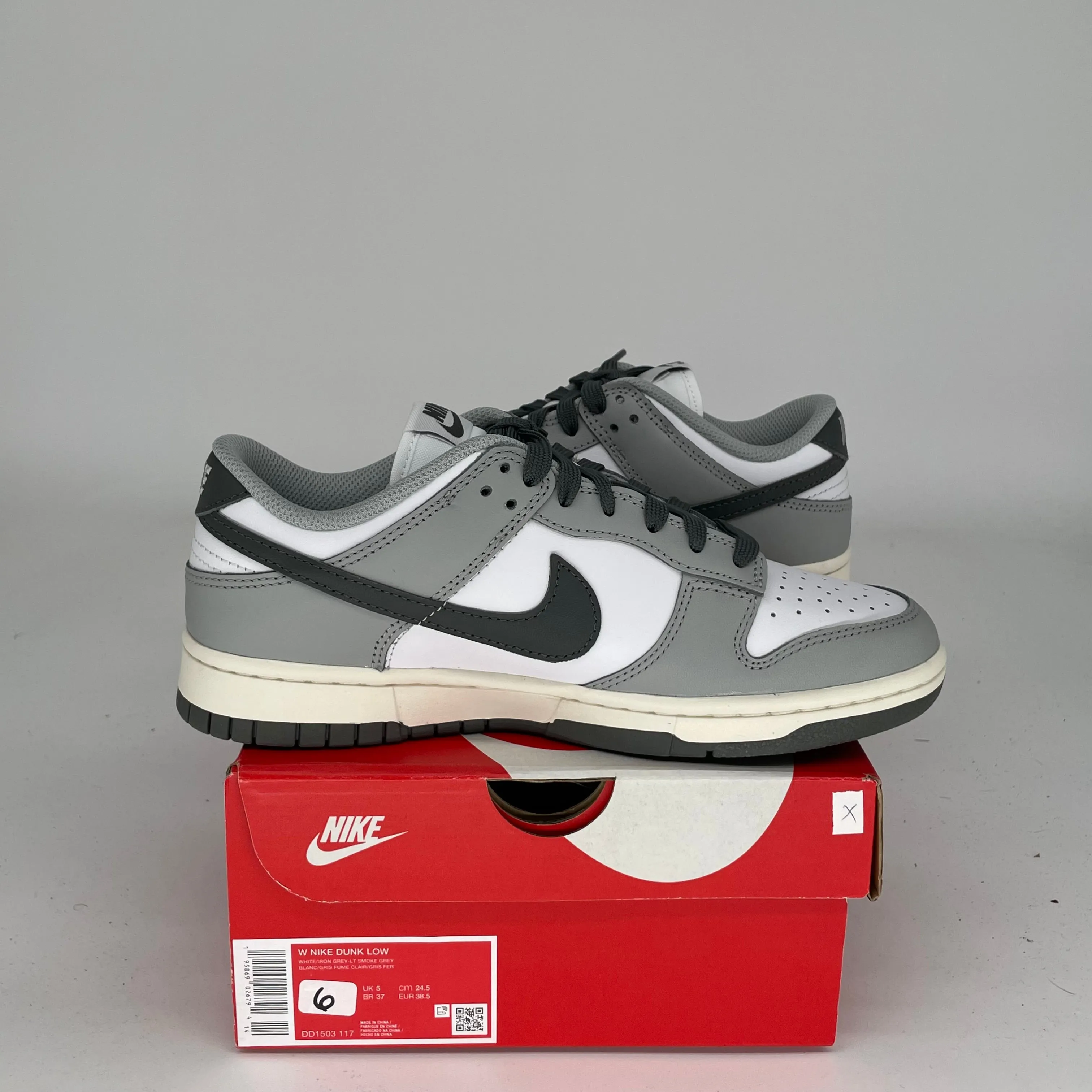 NIKE DUNK LOW LIGHT SMOKE GREY W SIZE 6/7.5W DD1503-117