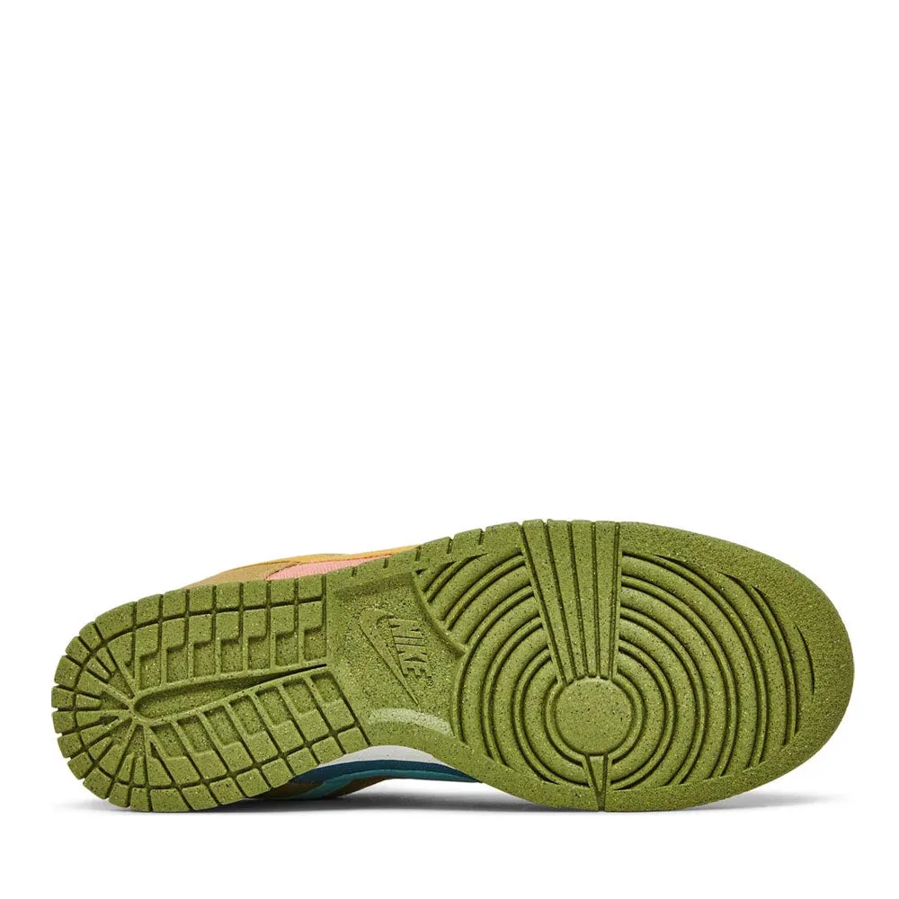 NIKE DUNK LOW SUN CLUB ARCTIC ORANGE SANDED GOLD (NEW)