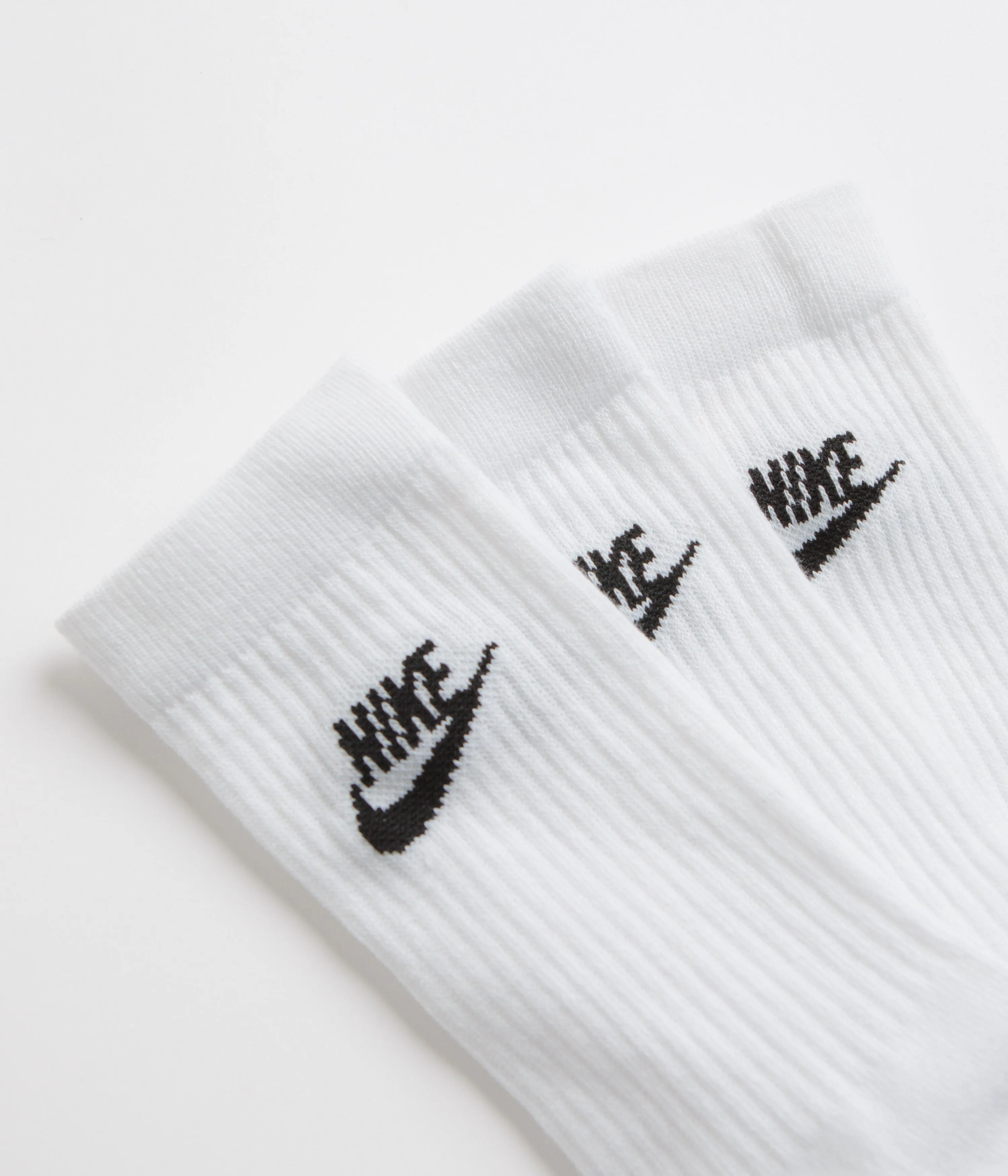 Nike Everyday Essential Crew Socks (3 Pair) - White / Black / Black Nike Sportswears