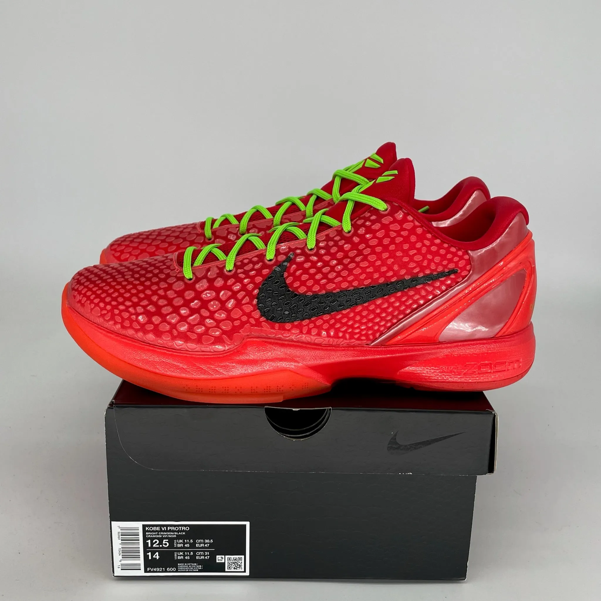 NIKE KOBE 6 PROTRO REVERSE GRINCH SIZE 12.5 FV4921-600