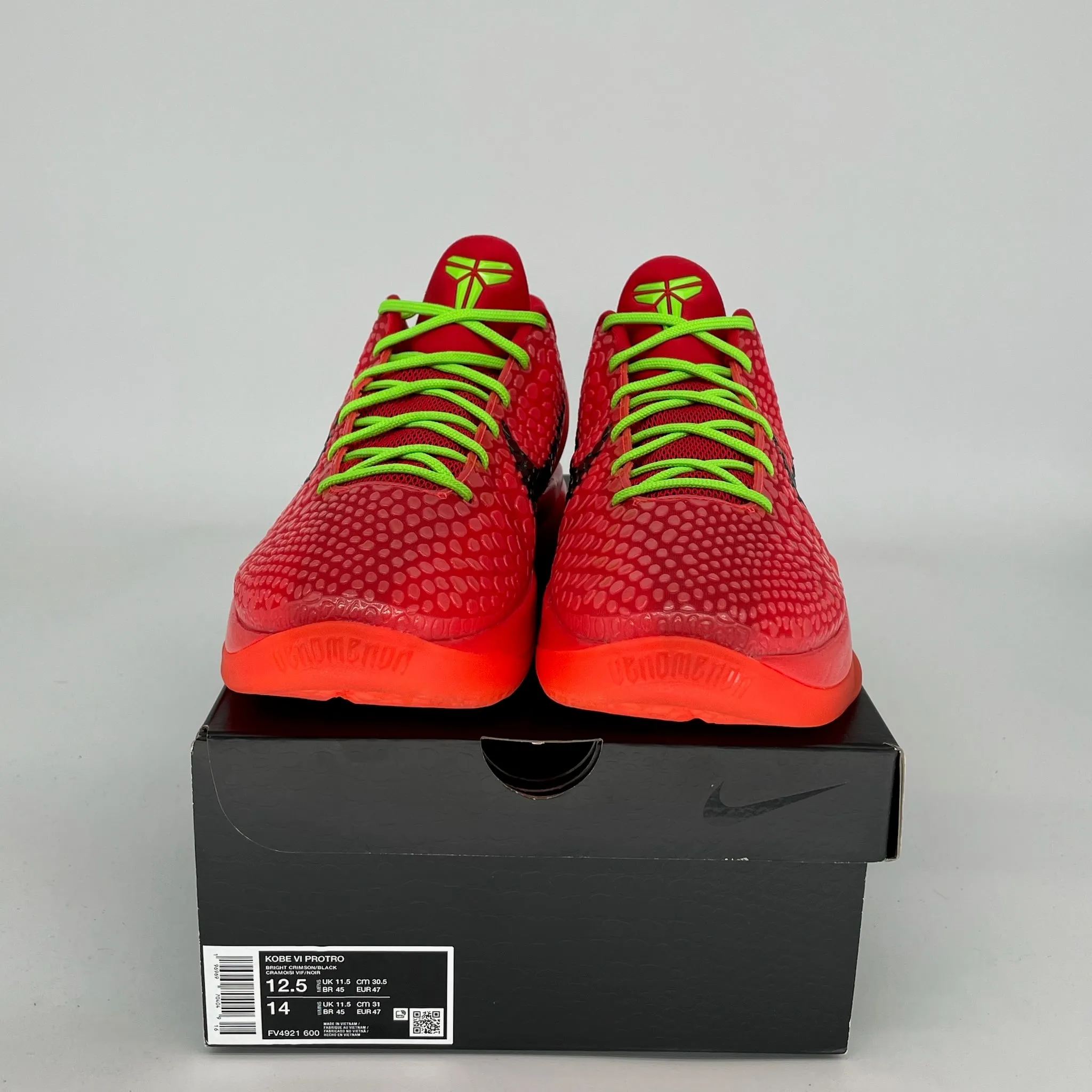 NIKE KOBE 6 PROTRO REVERSE GRINCH SIZE 12.5 FV4921-600