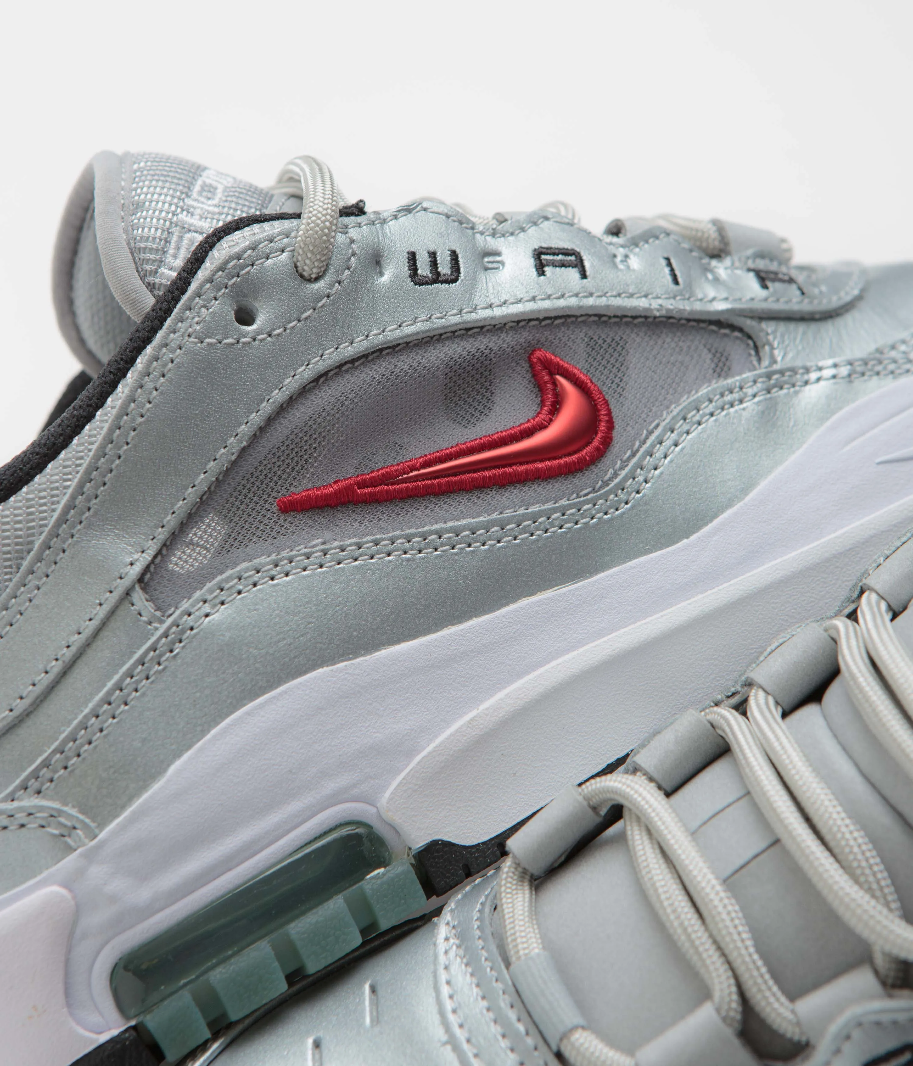 Nike SB Air Max Ishod Premium 'Silver Bullet' Shoes - Metallic Silver / Varsity Red Nike SB Clothing