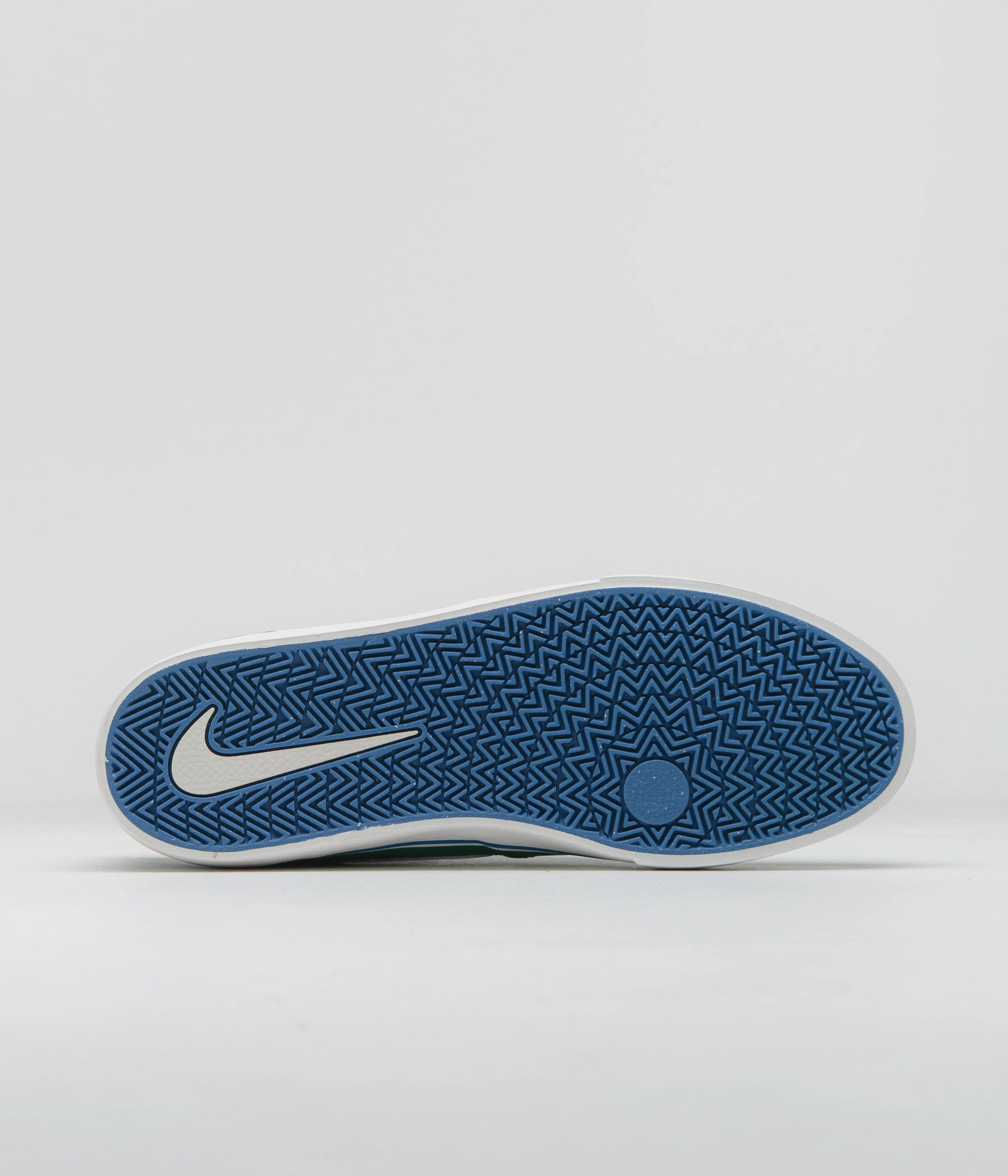 Nike SB Chron 2 Canvas Shoes - Malachite / Summit White - Malachite Nike SB Clothing