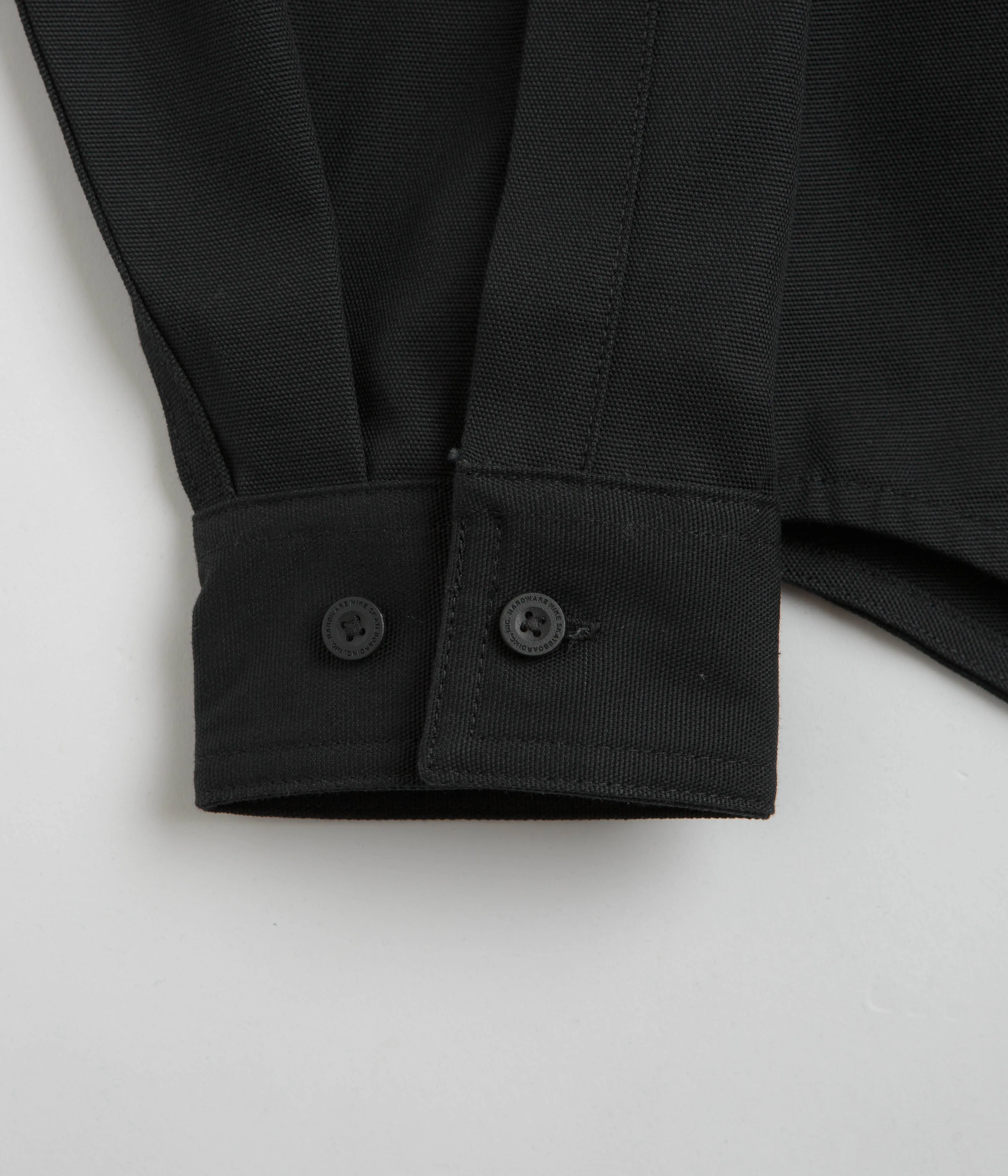 Nike SB New Essential Woven Shirt - Black / White Nike SB Clothing