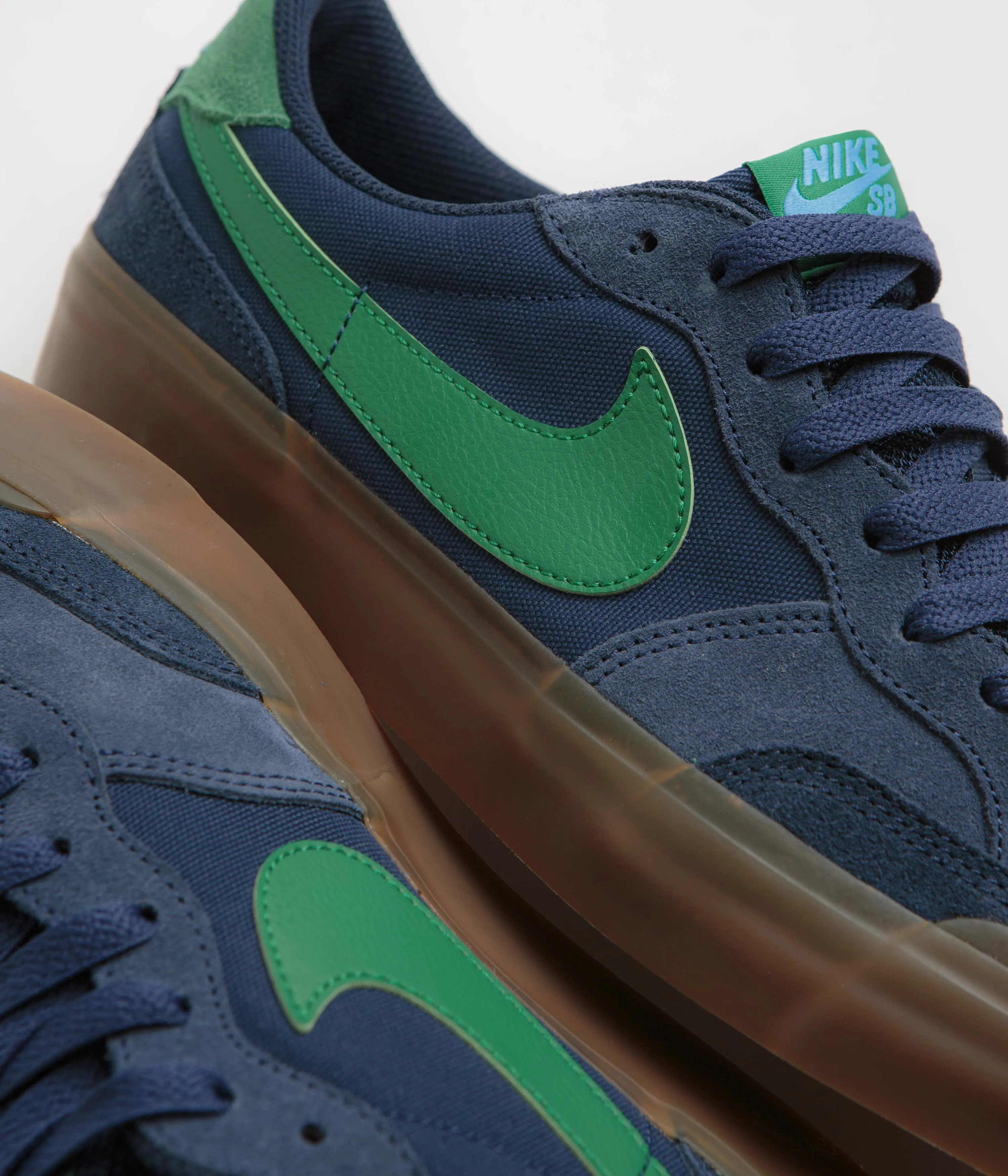 Nike SB Pogo Plus Shoes - Midnight Navy / Malachite - Obsidian Nike SB Clothing