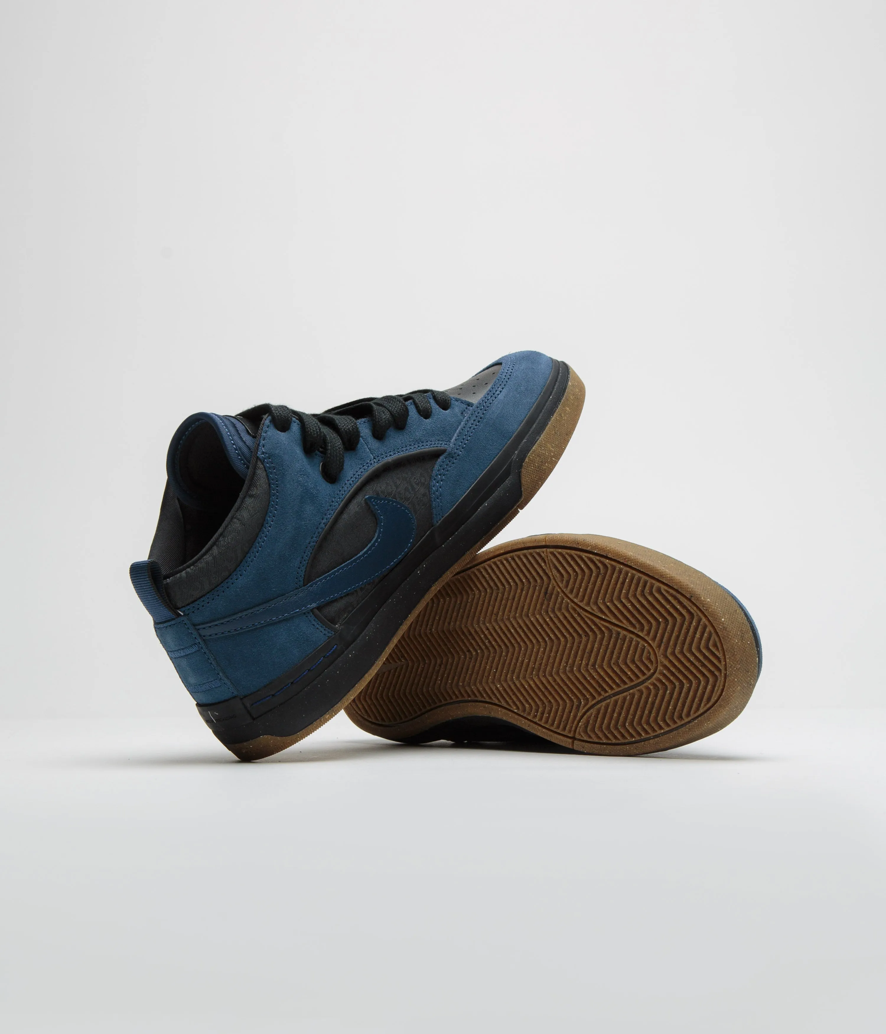 Nike SB React Leo Shoes - Navy / Navy - Black - Anthracite Nike SB Clothing