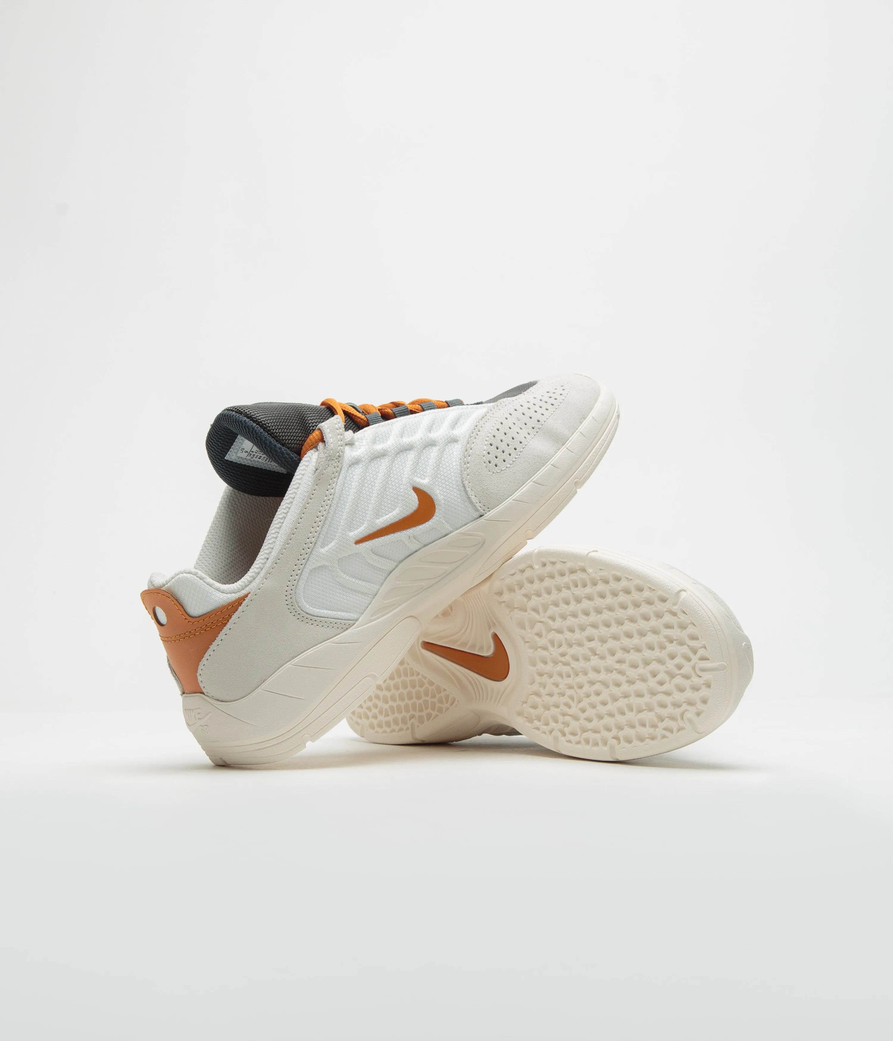 Nike SB Vertebrae Shoes - Summit White / Monarch - Phantom Nike SB Clothing