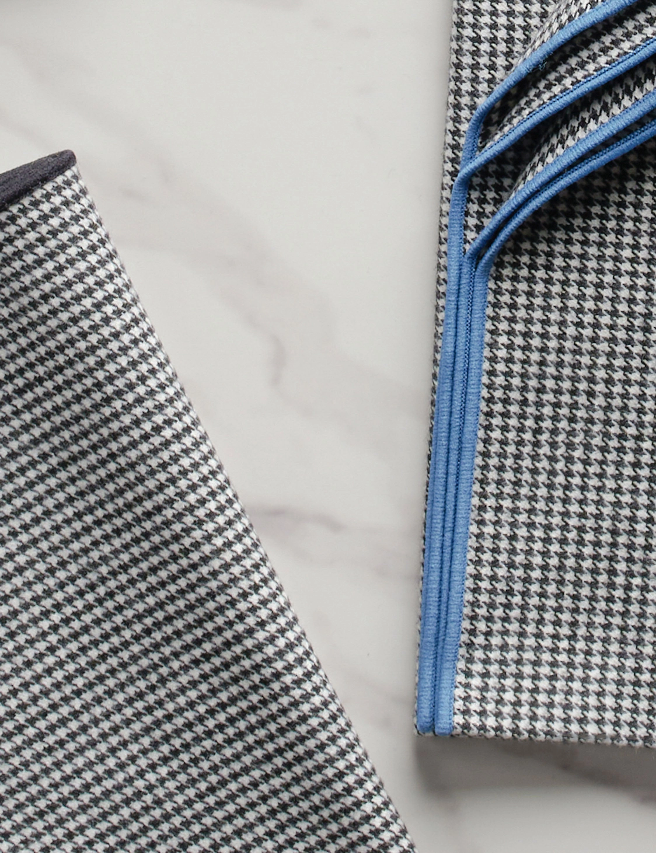Noir Royale Napkins (Set of 4) by Atelier Saucier
