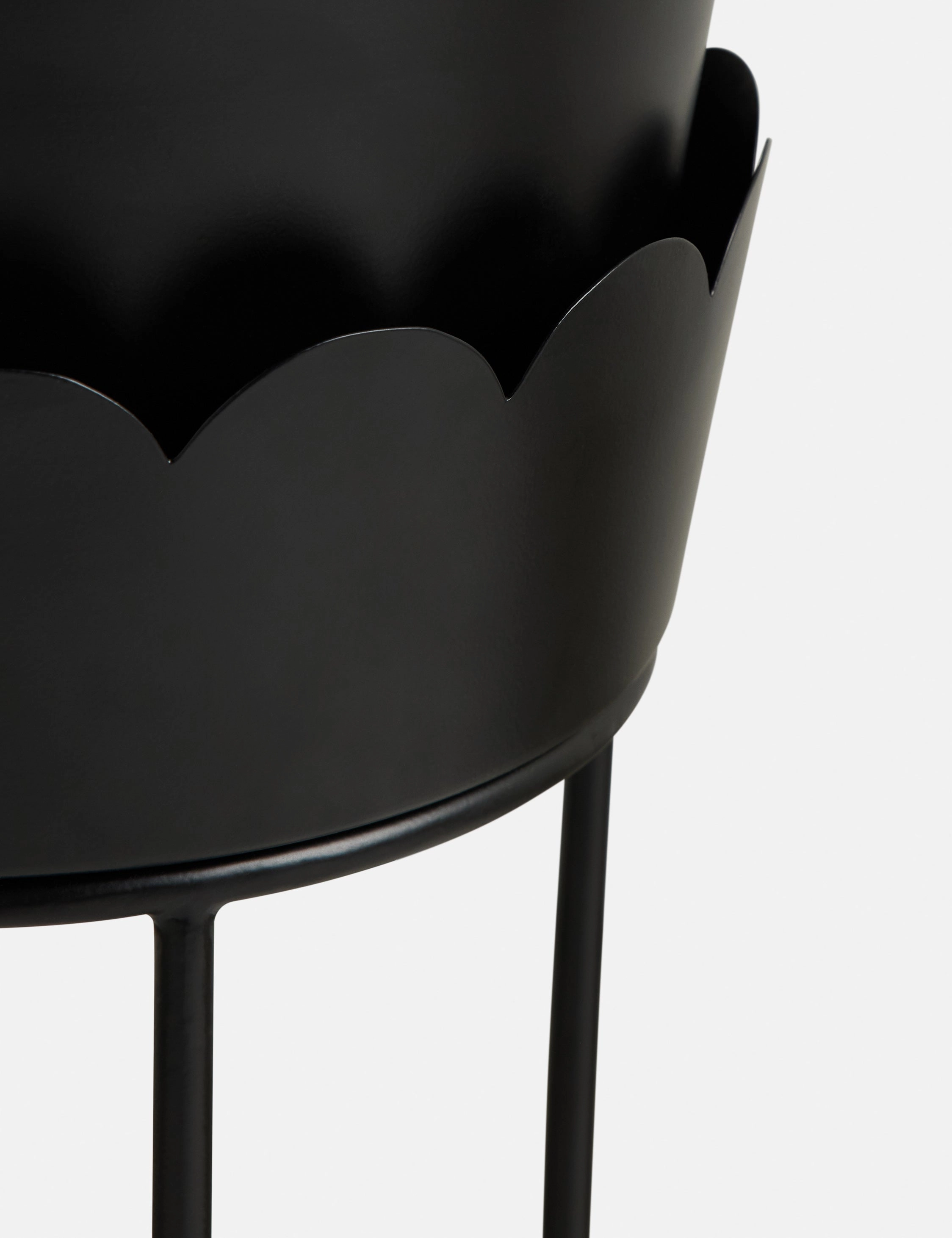 Onyx Indoor/Outdoor Planter