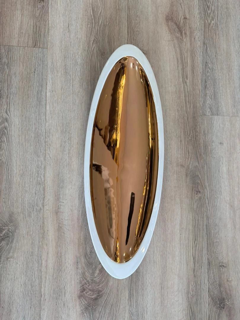 Oval centerpiece greige glossy and antique gold