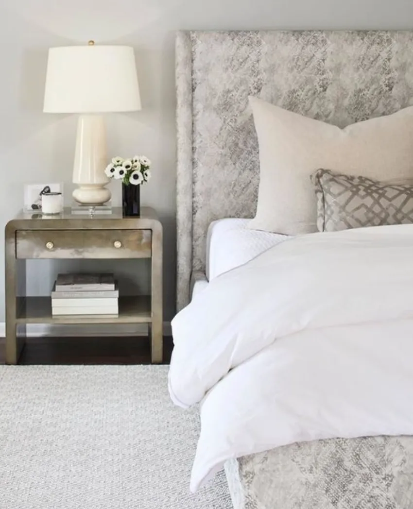 Parisienne Medium Table Lamp