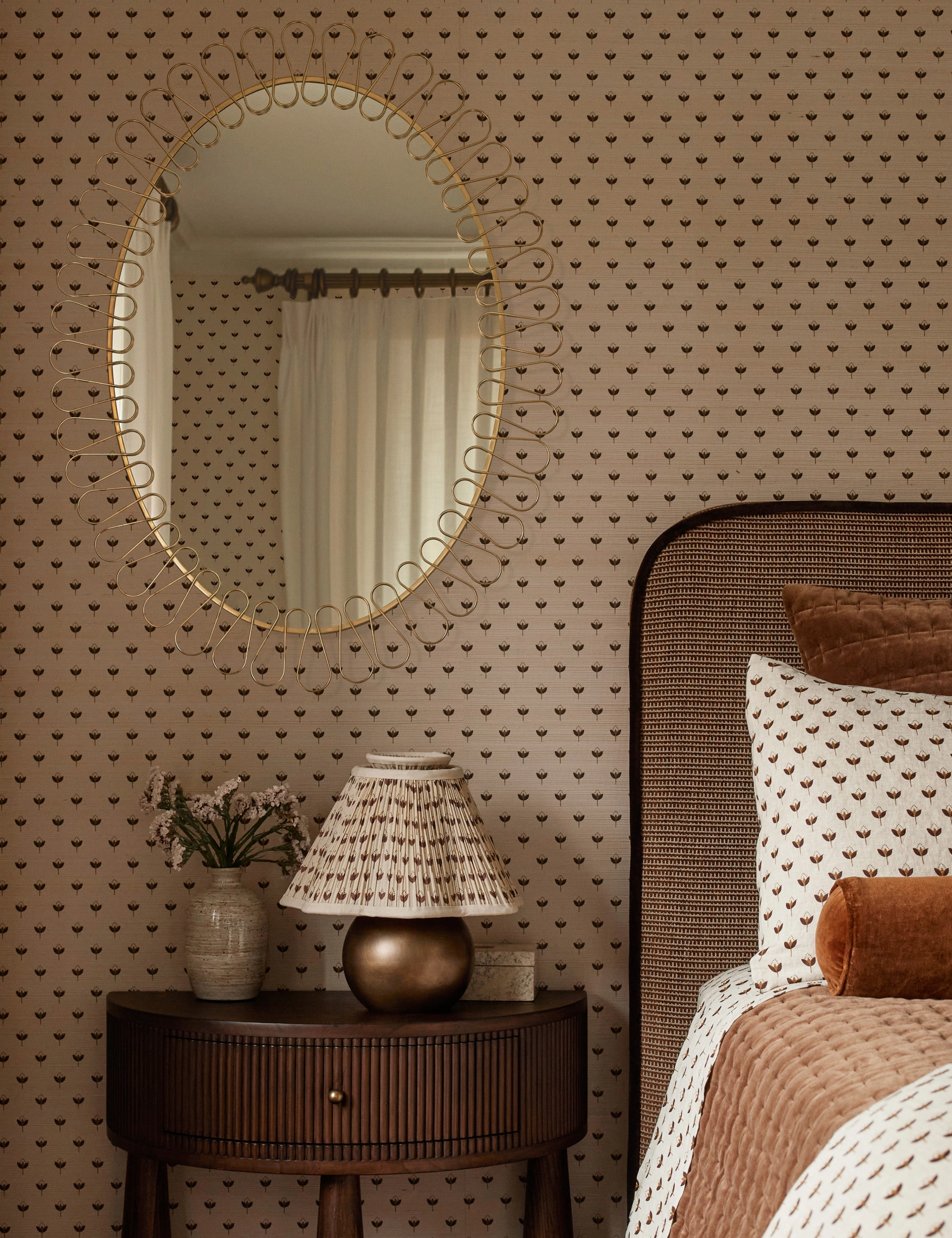 Poiret Grasscloth Wallpaper 