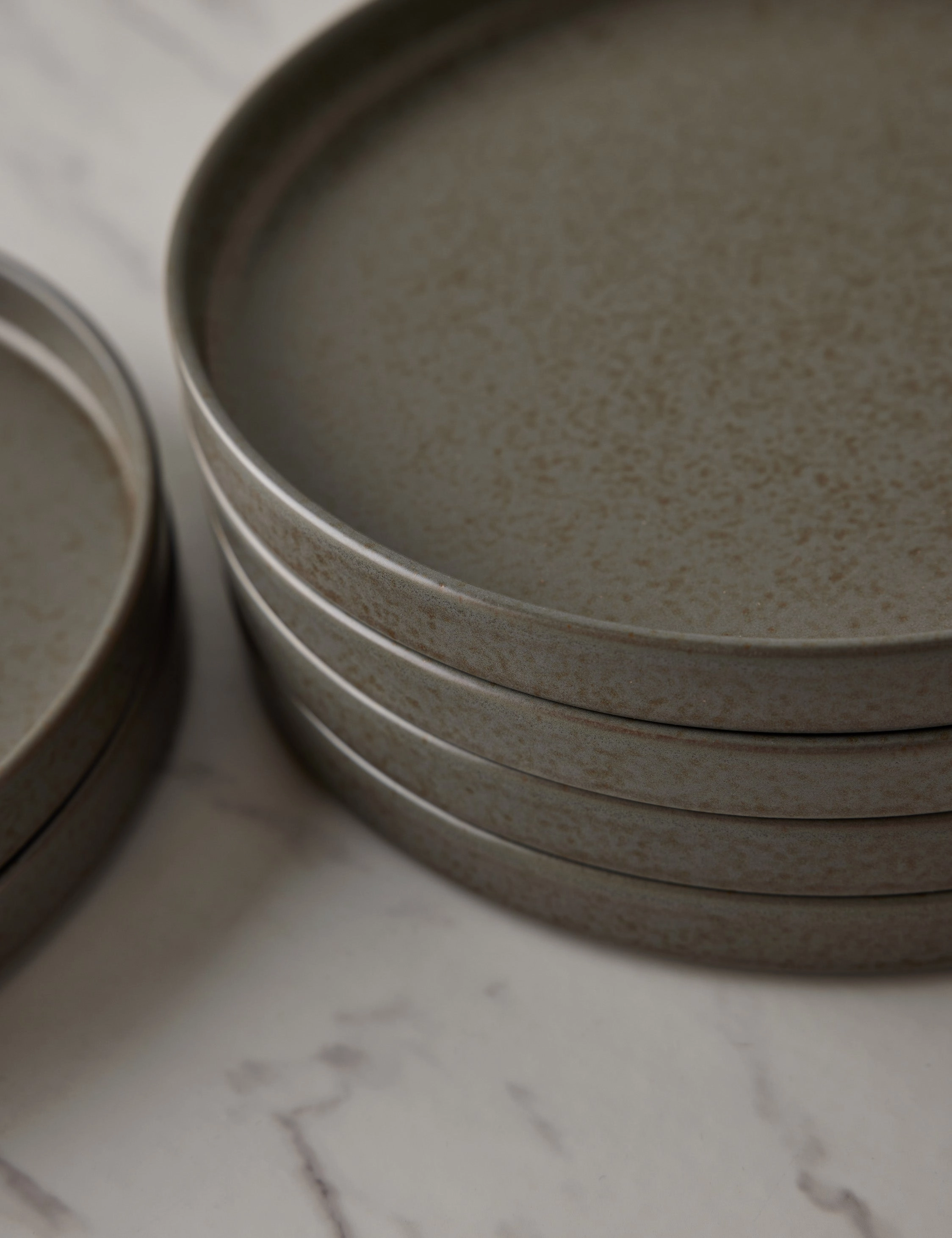 Redonda Deep Dinner Plate (Set of 6) by Costa Nova