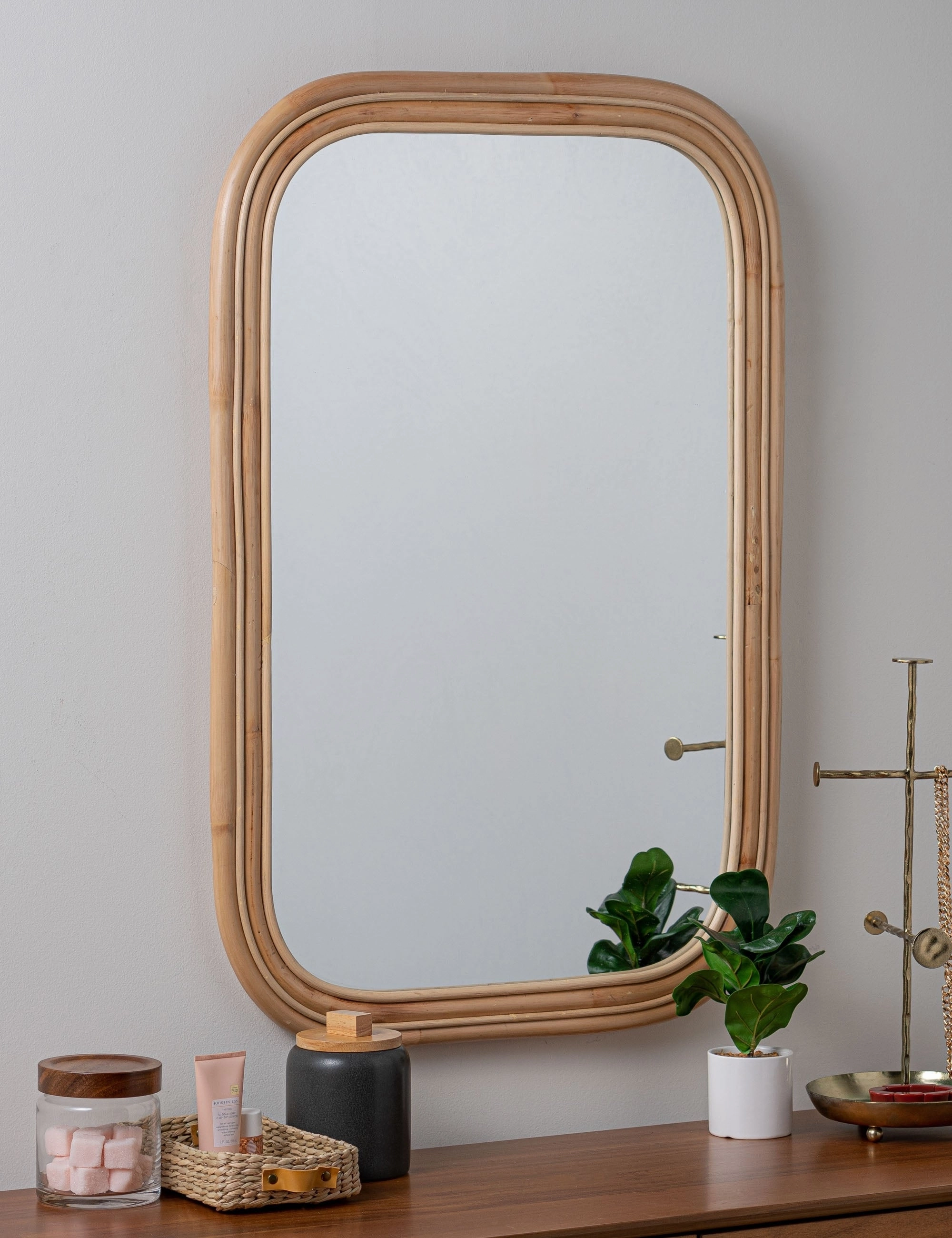 Reyna Mirror 
