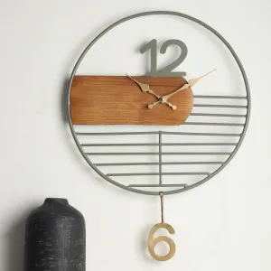 Ringmaster Wall Clock in Gold 