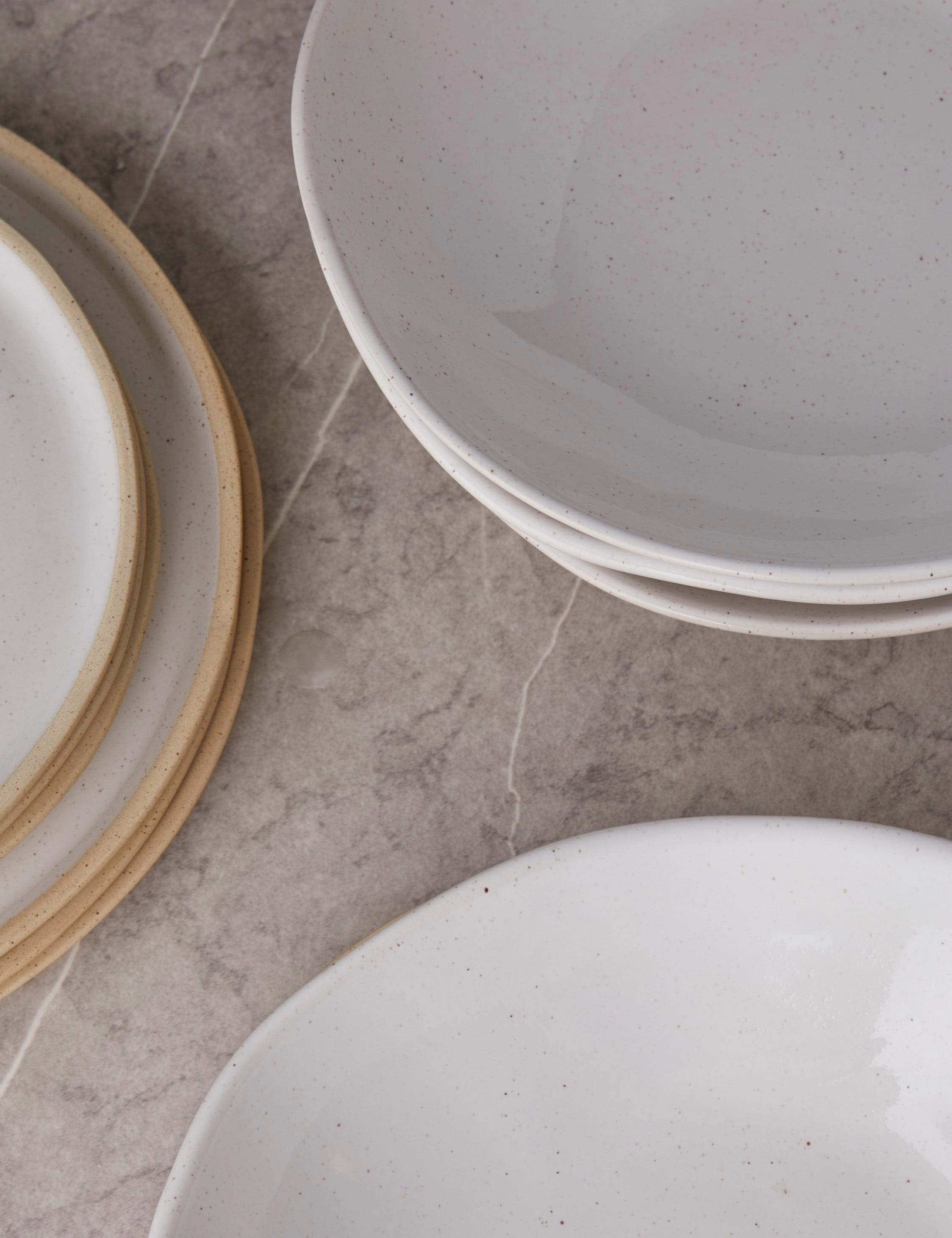 Rosaura Dinnerware (12-Piece Set)