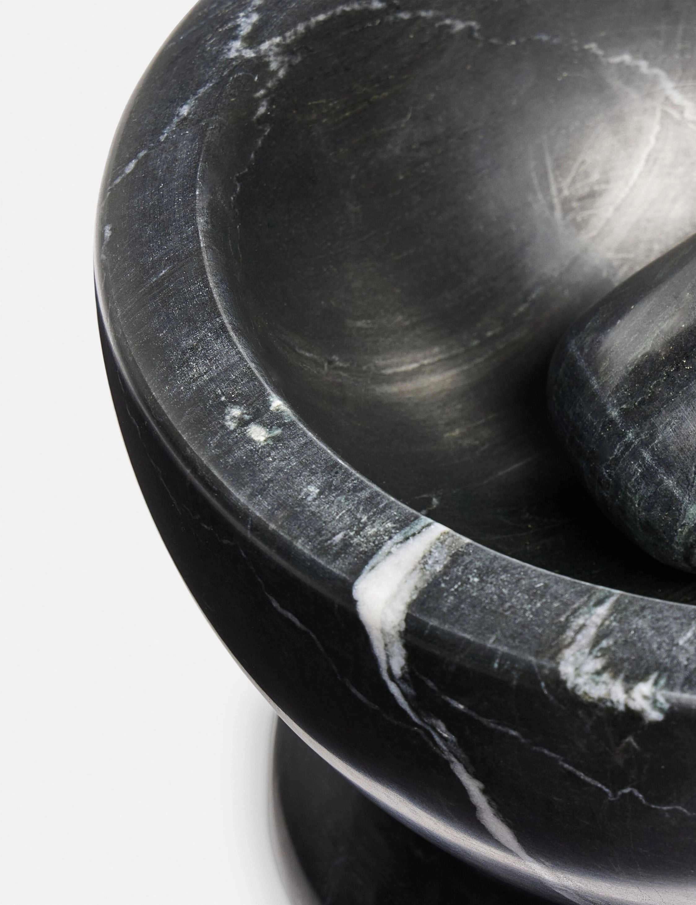 Salla Mortar and Pestle