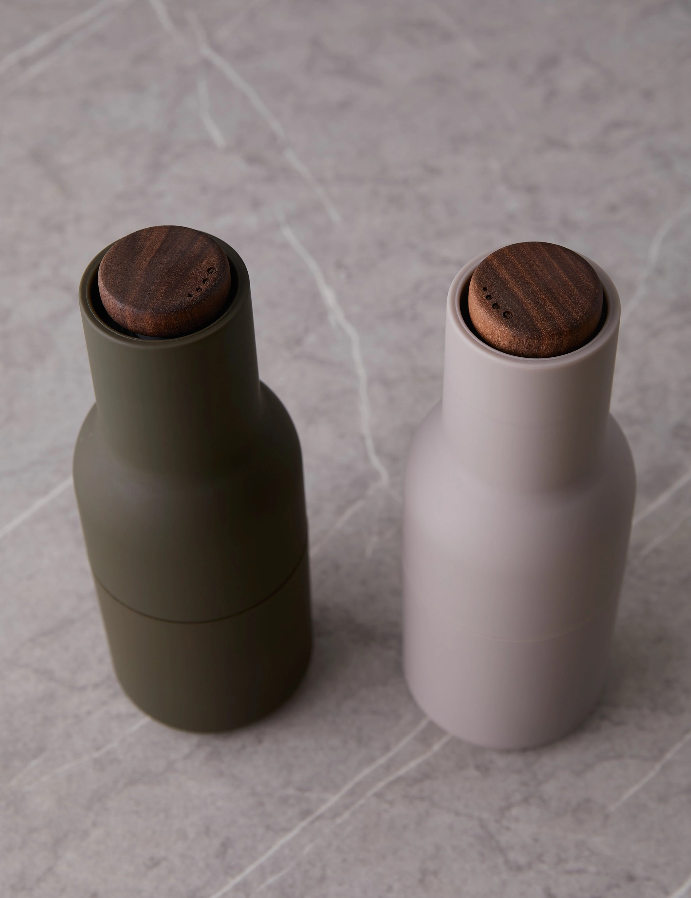 Salt and Pepper Bottle Grinders (Set of 2)