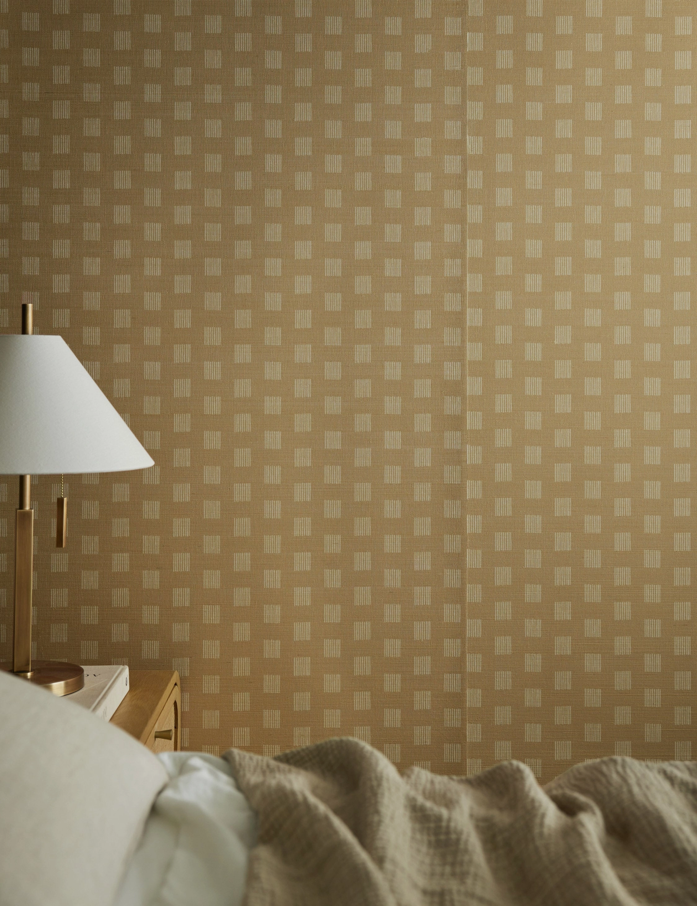 Sand Dune Grasscloth Wallpaper by lan Byrd
