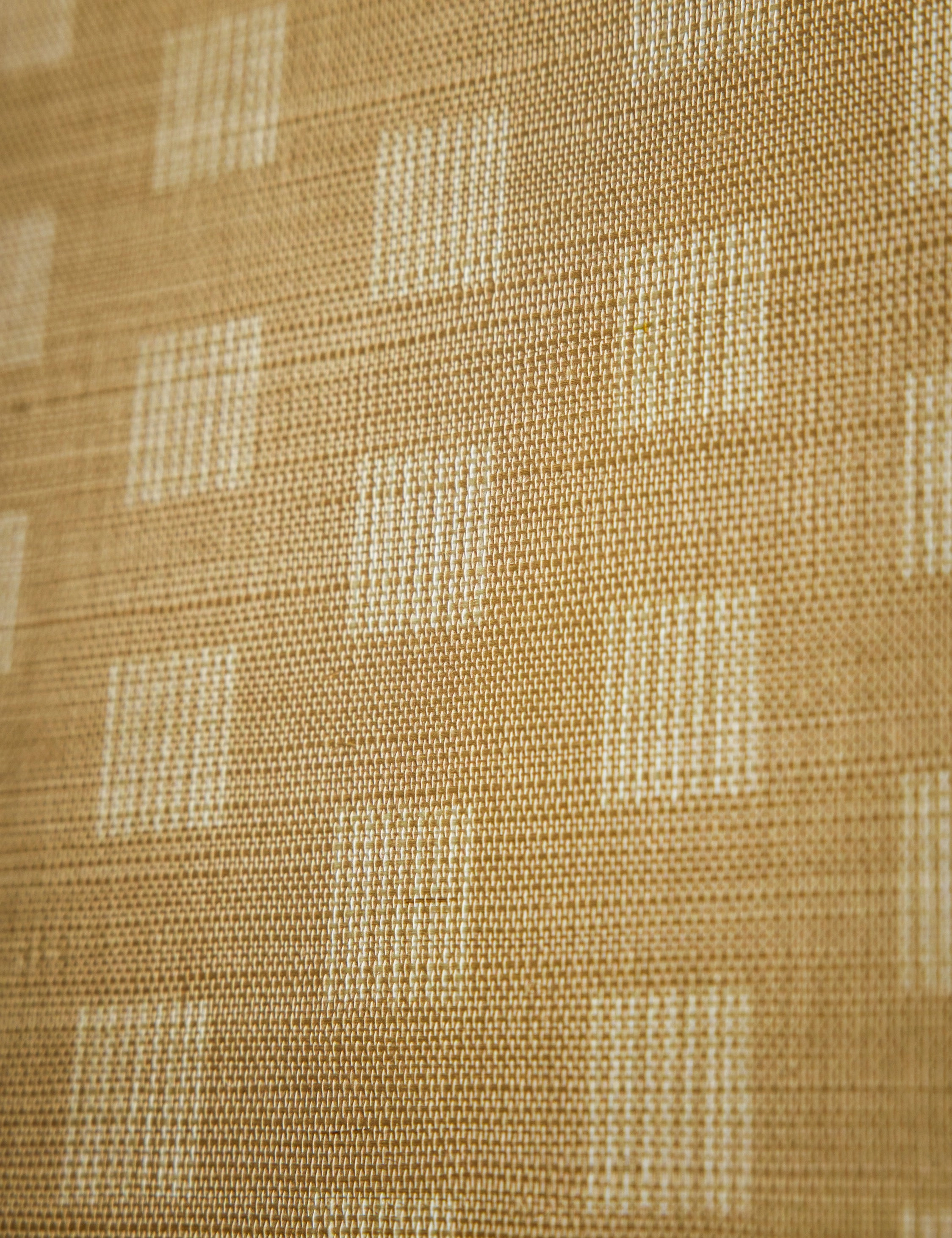 Sand Dune Grasscloth Wallpaper by lan Byrd
