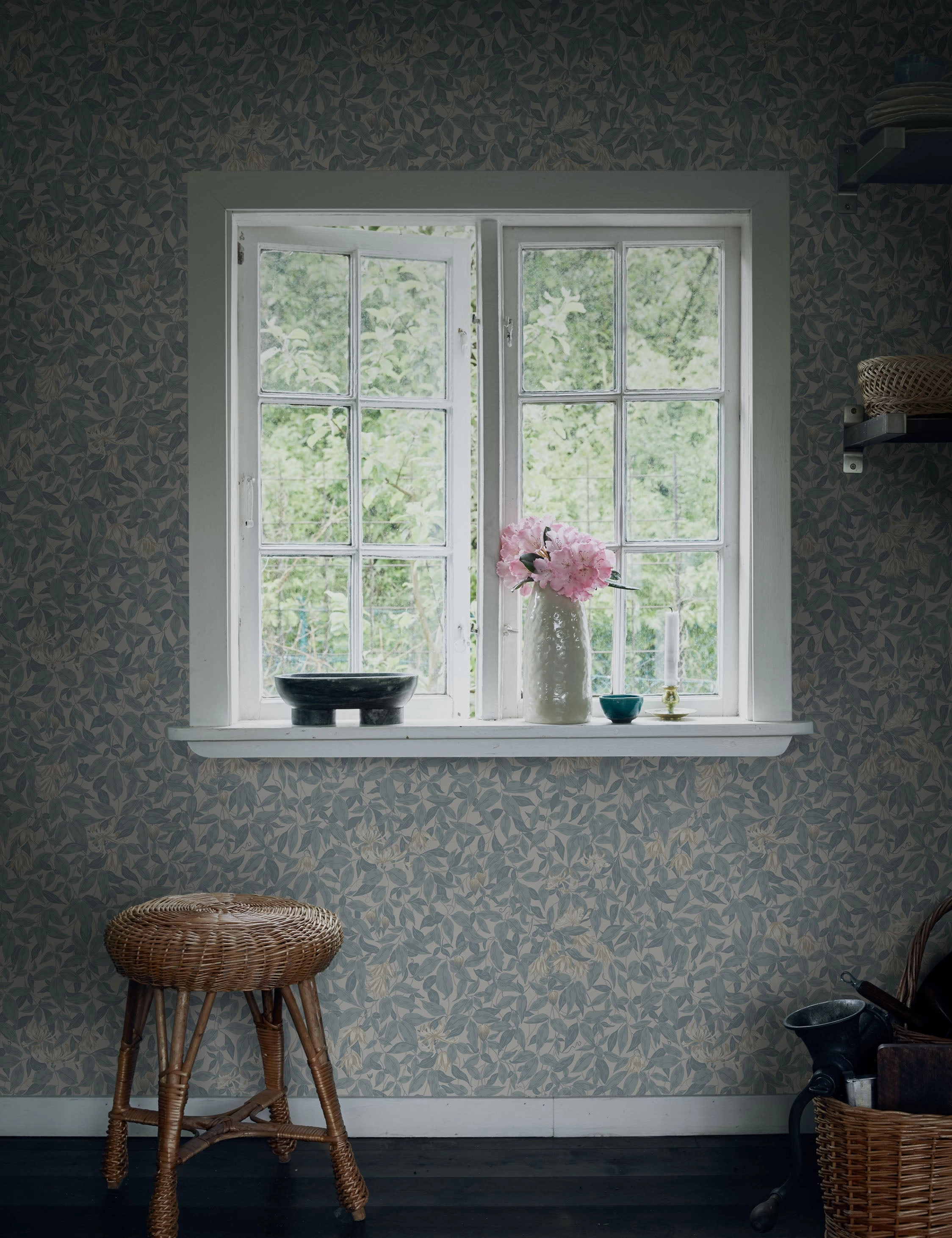 Scalamandre Linnea Wallpaper by Sandberg