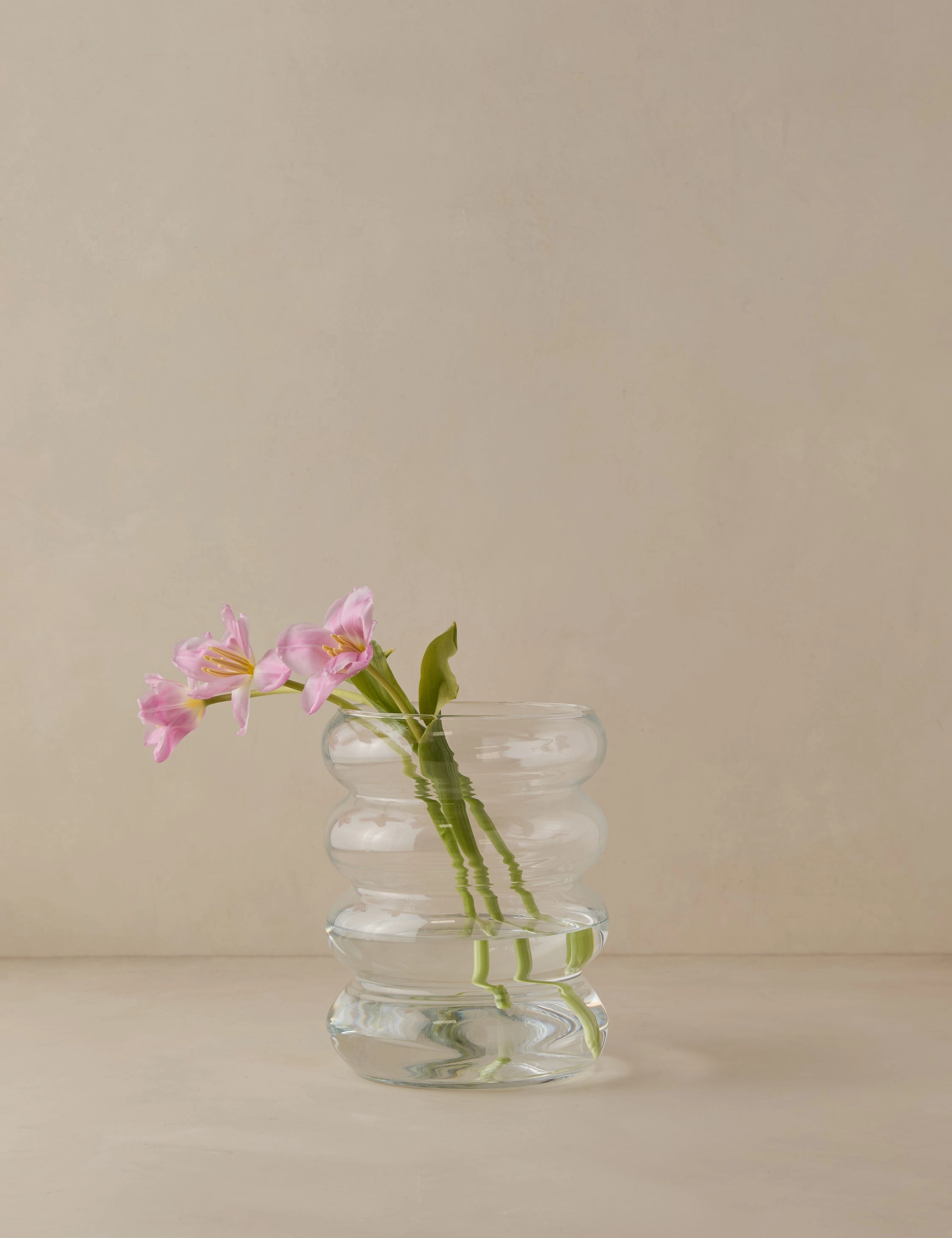 Scalloped Vase by etHOME