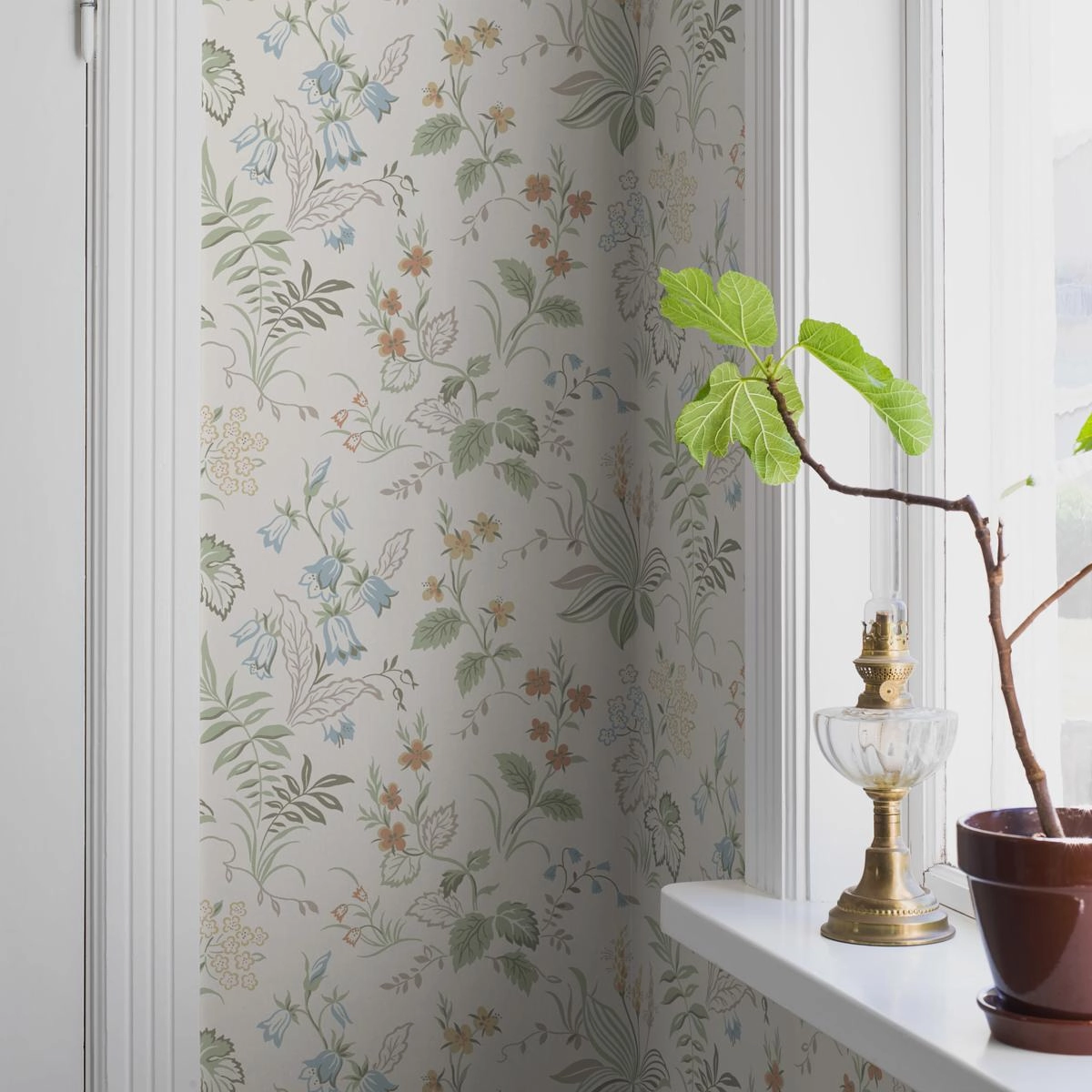Schumacher Folklore Print Wallpaper