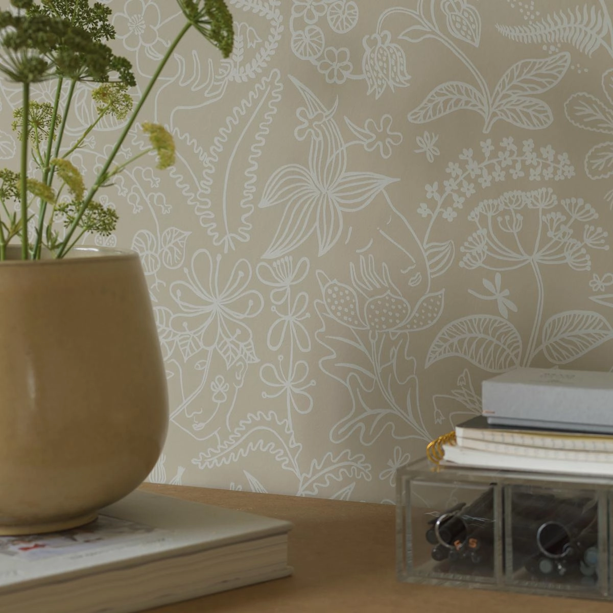 Schumacher Grazia Wallpaper