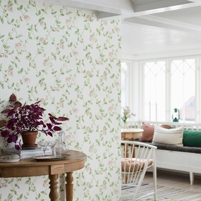 Schumacher Honeysuckle Wallpaper 