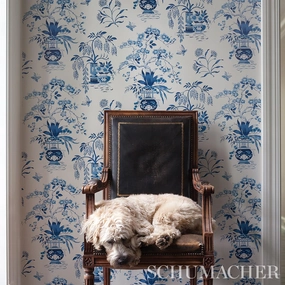 Schumacher Ming Vase Wallpaper 