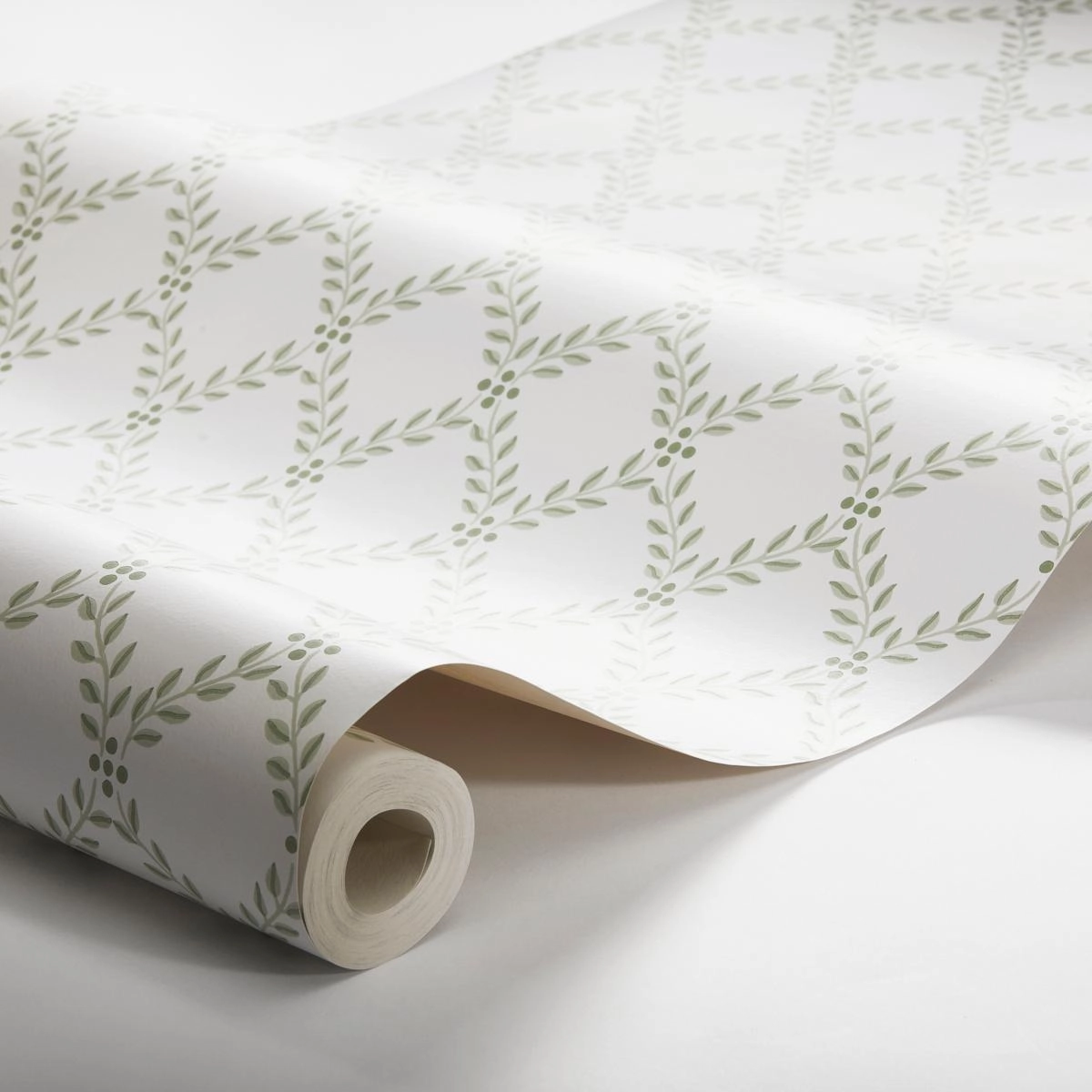 Schumacher Trellis Leaves Wallpaper