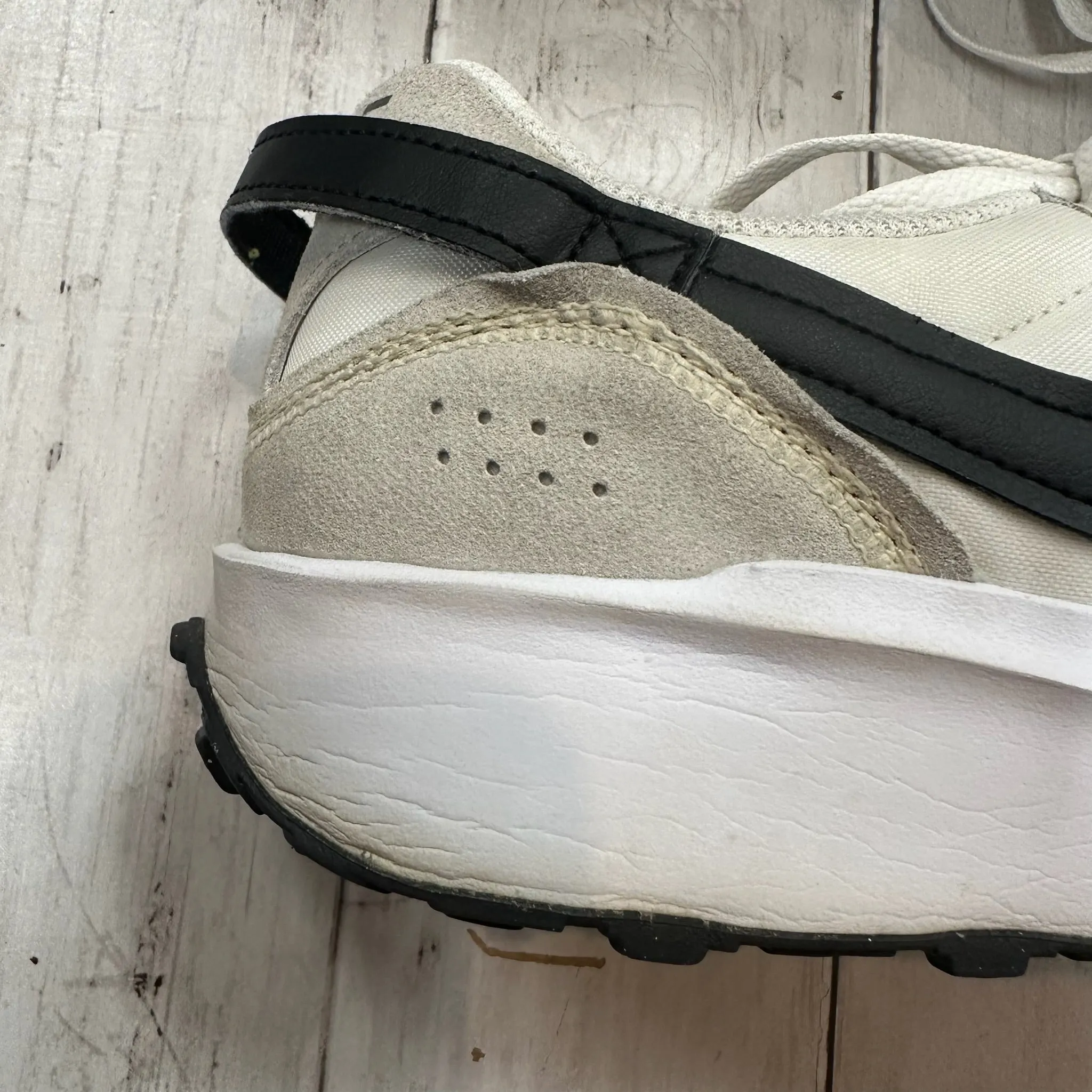 Shoes Athletic By Nike In Cream, Size: 10 nike