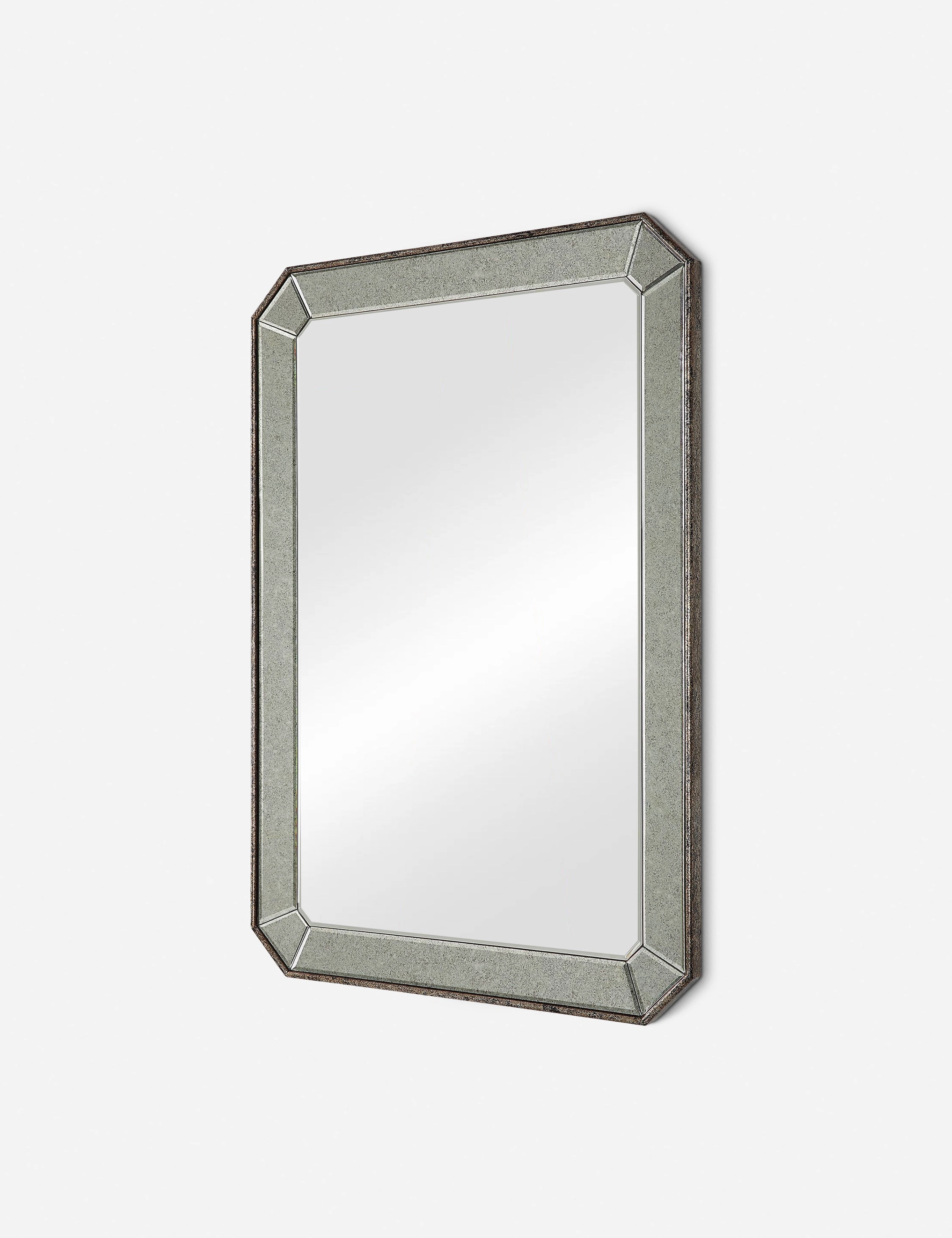 Shuri Mirror
