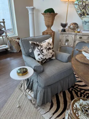 Slipcovered Swivel Chair 