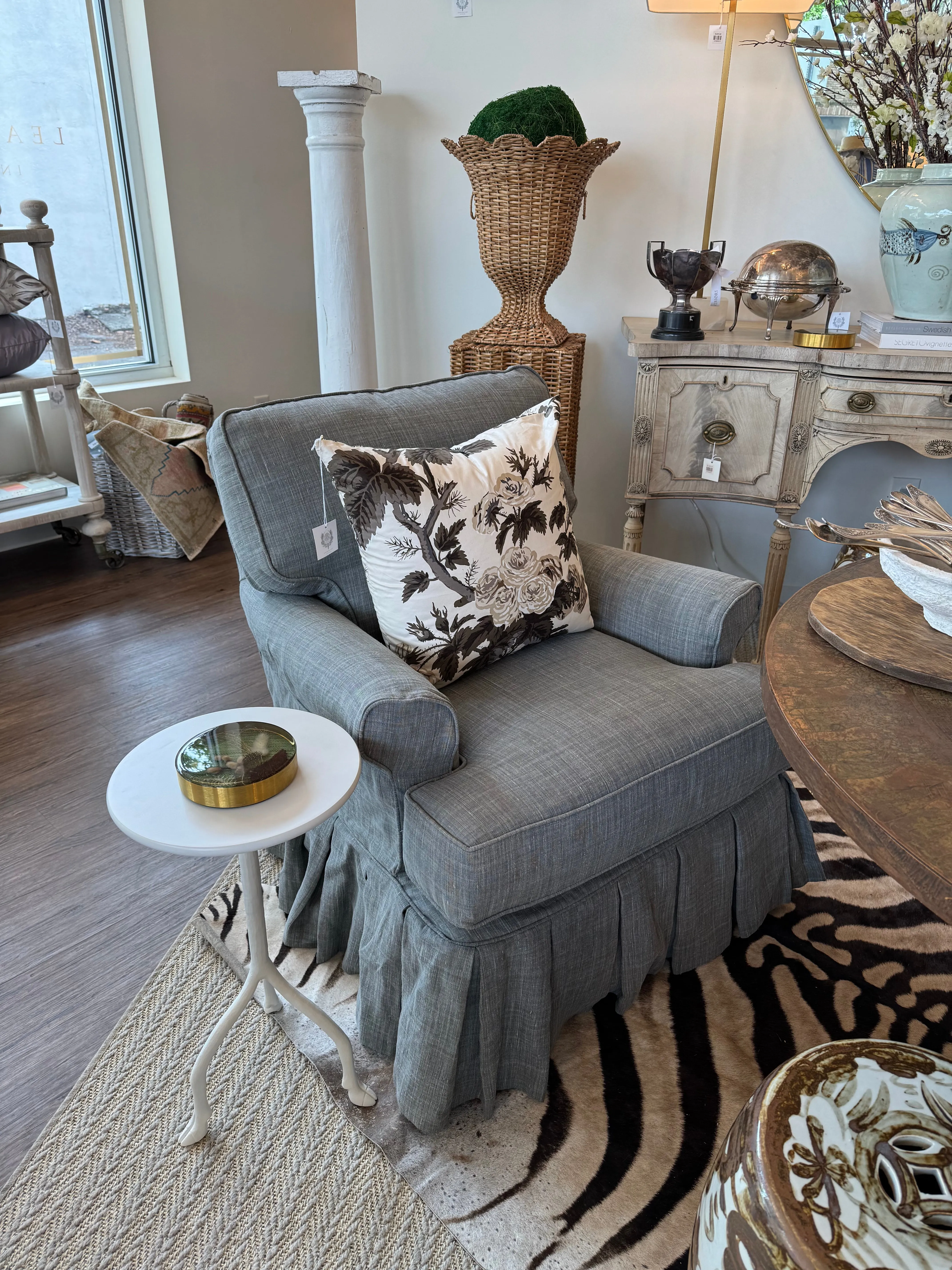 Slipcovered Swivel Chair 