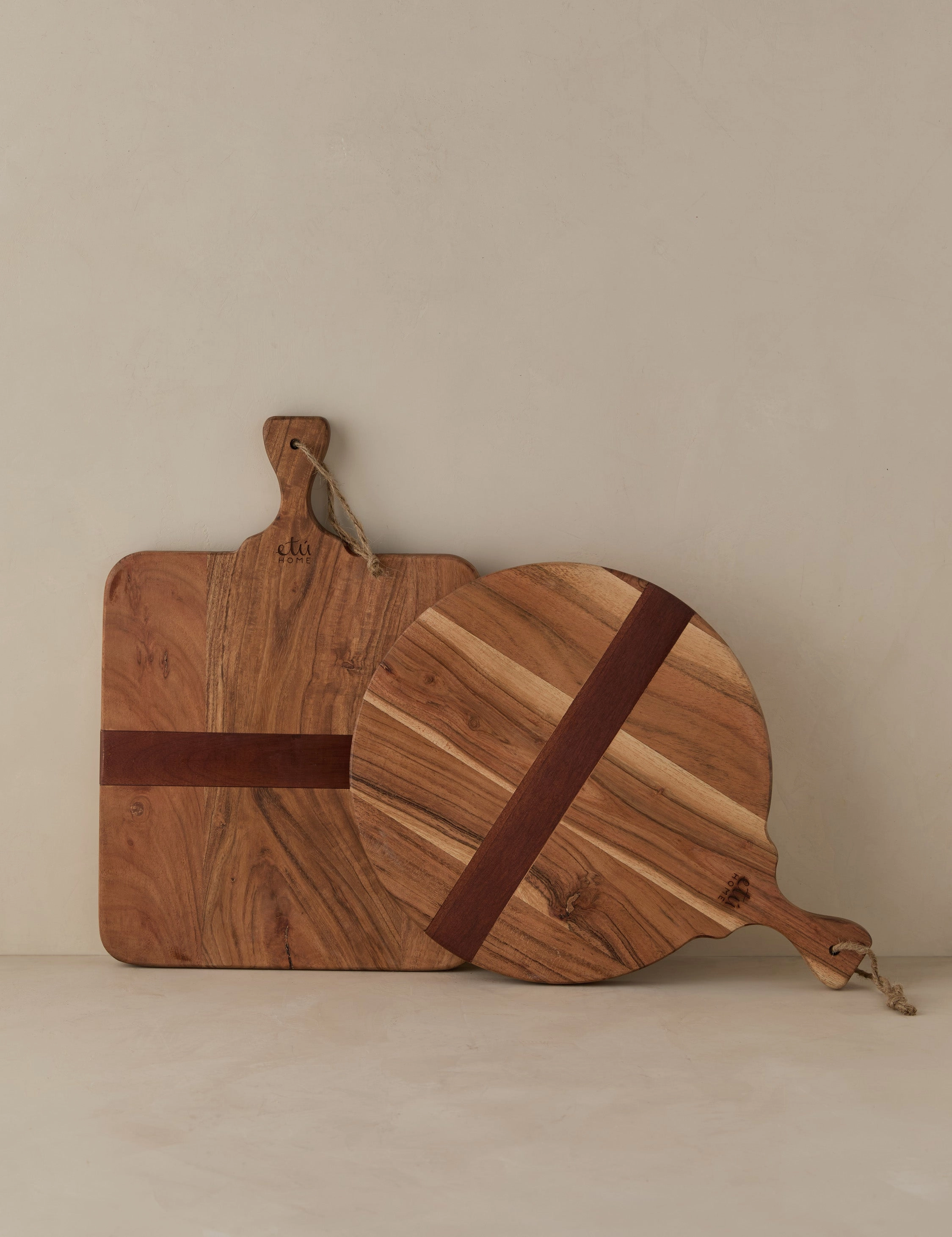 Spanish Cutting Boards (Set of 2) by etHOME