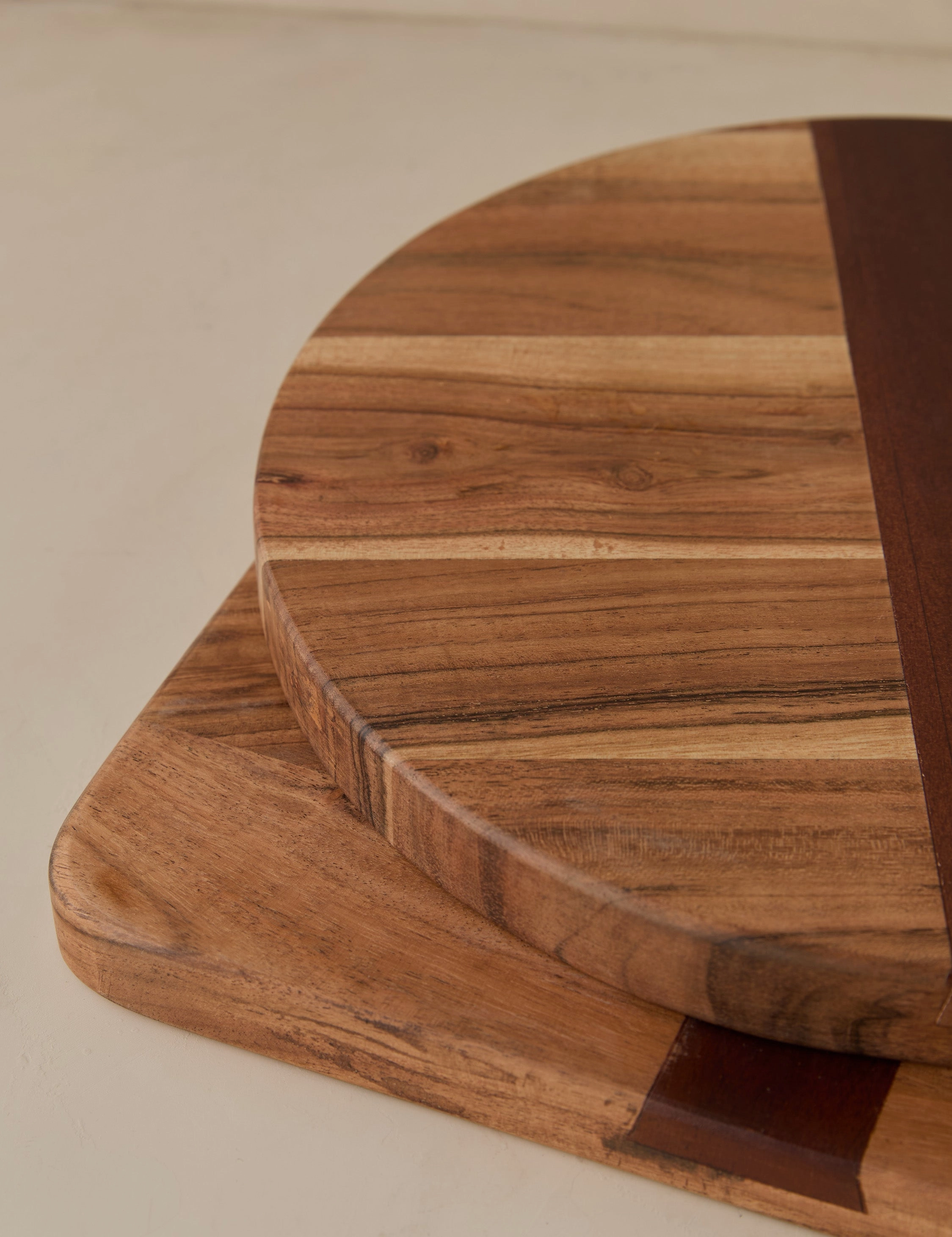 Spanish Cutting Boards (Set of 2) by etHOME