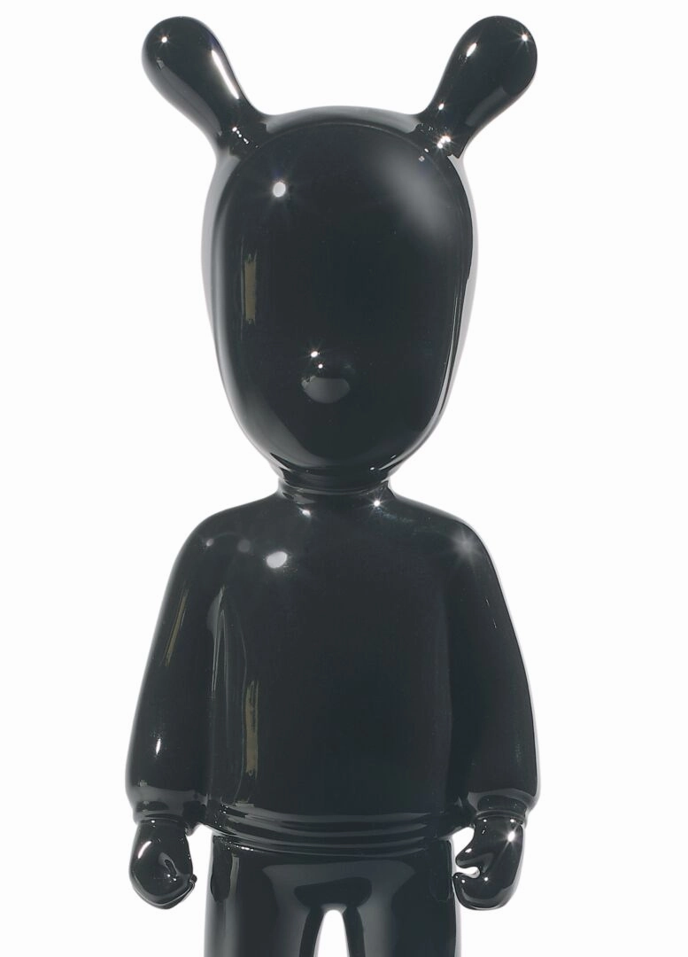 The Guest - Figurine - Large