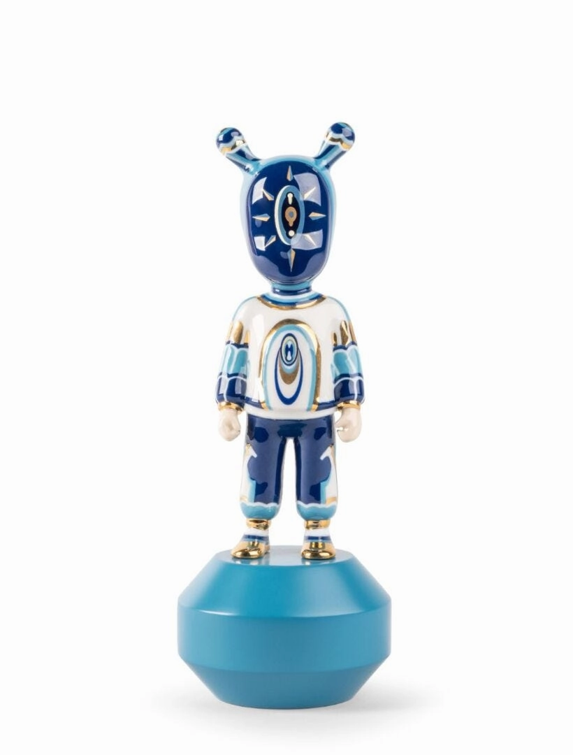 The Guest - Kzeng Jiang Figurine - Small 