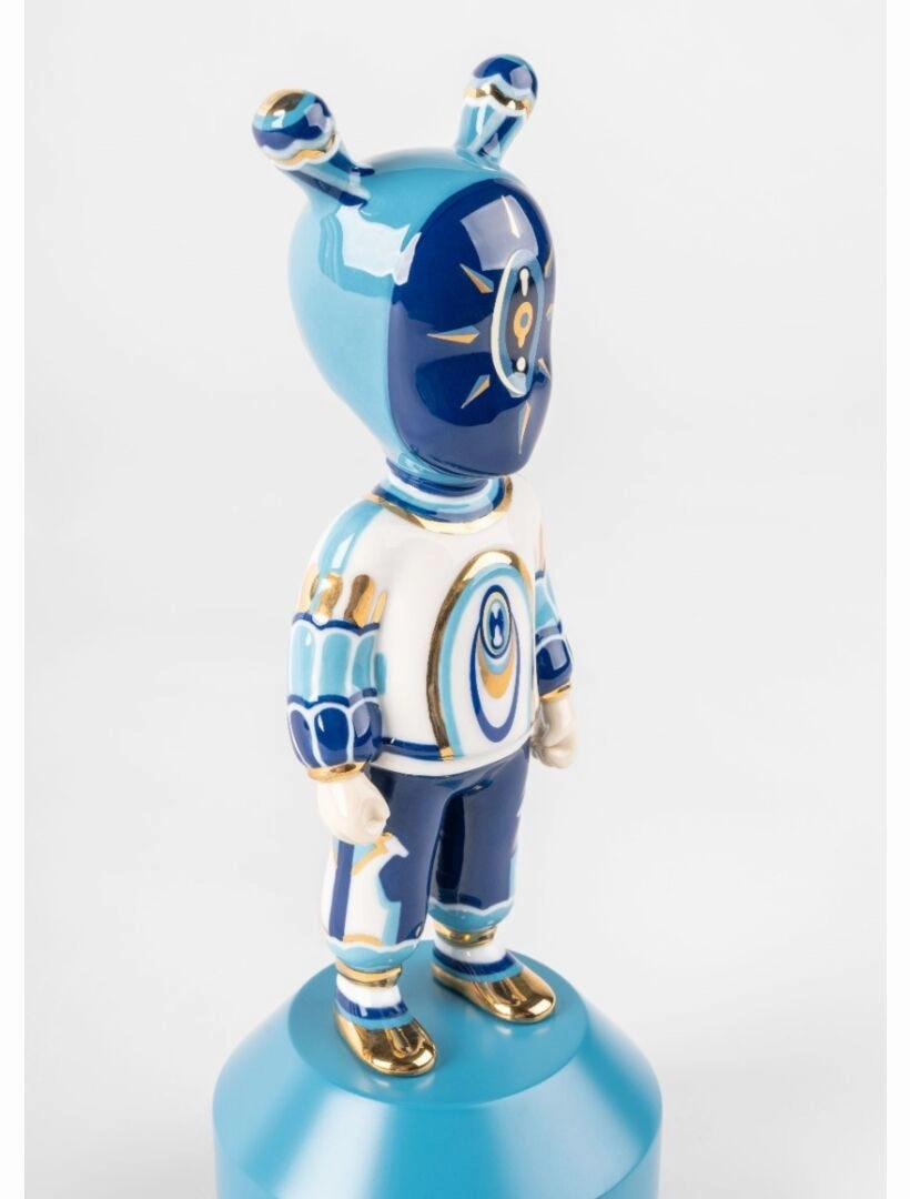 The Guest - Kzeng Jiang Figurine - Small