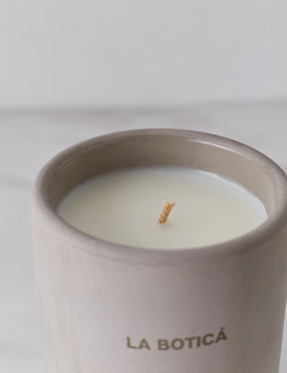 Vela Concreto Candle by La Botic