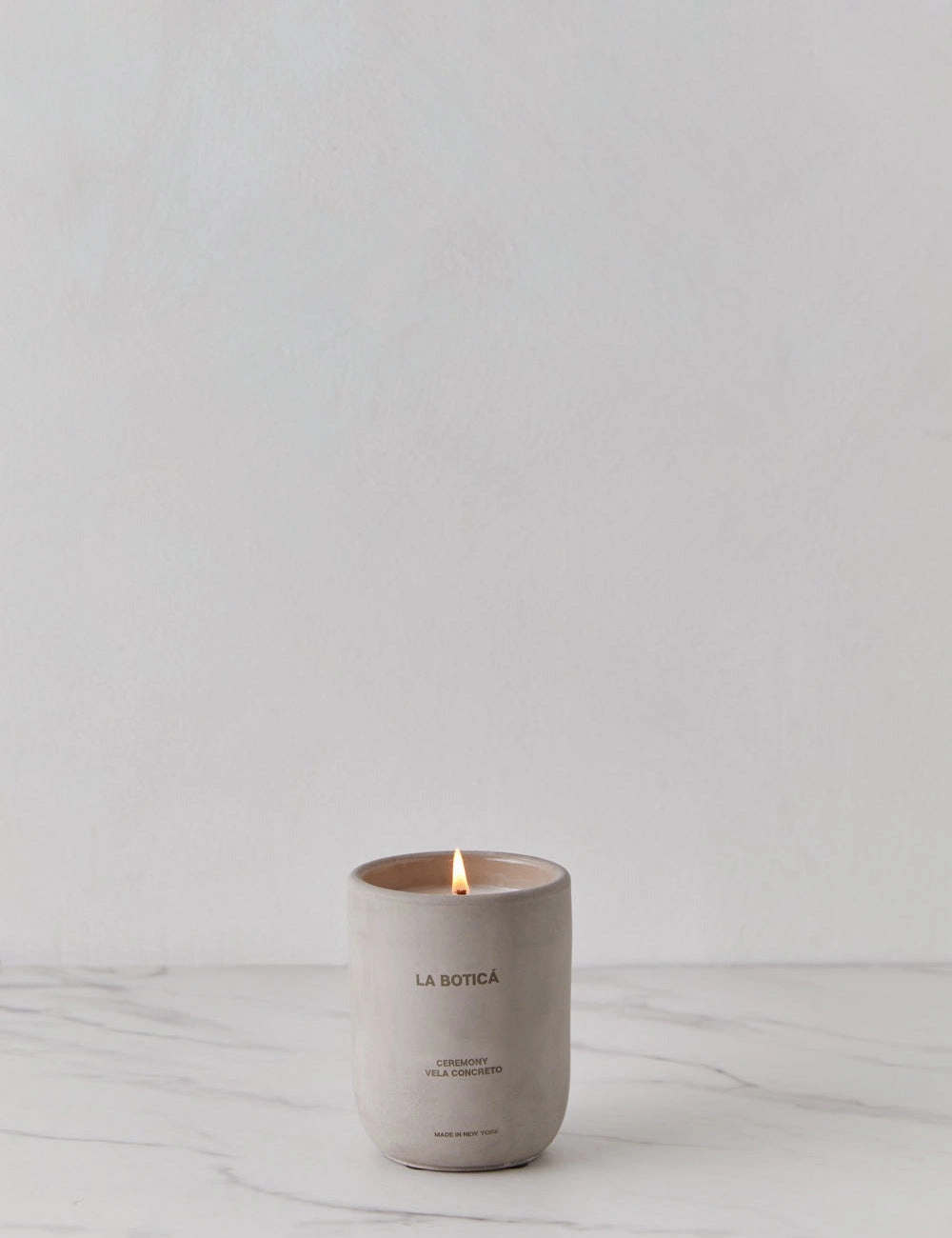 Vela Concreto Candle by La Botic 