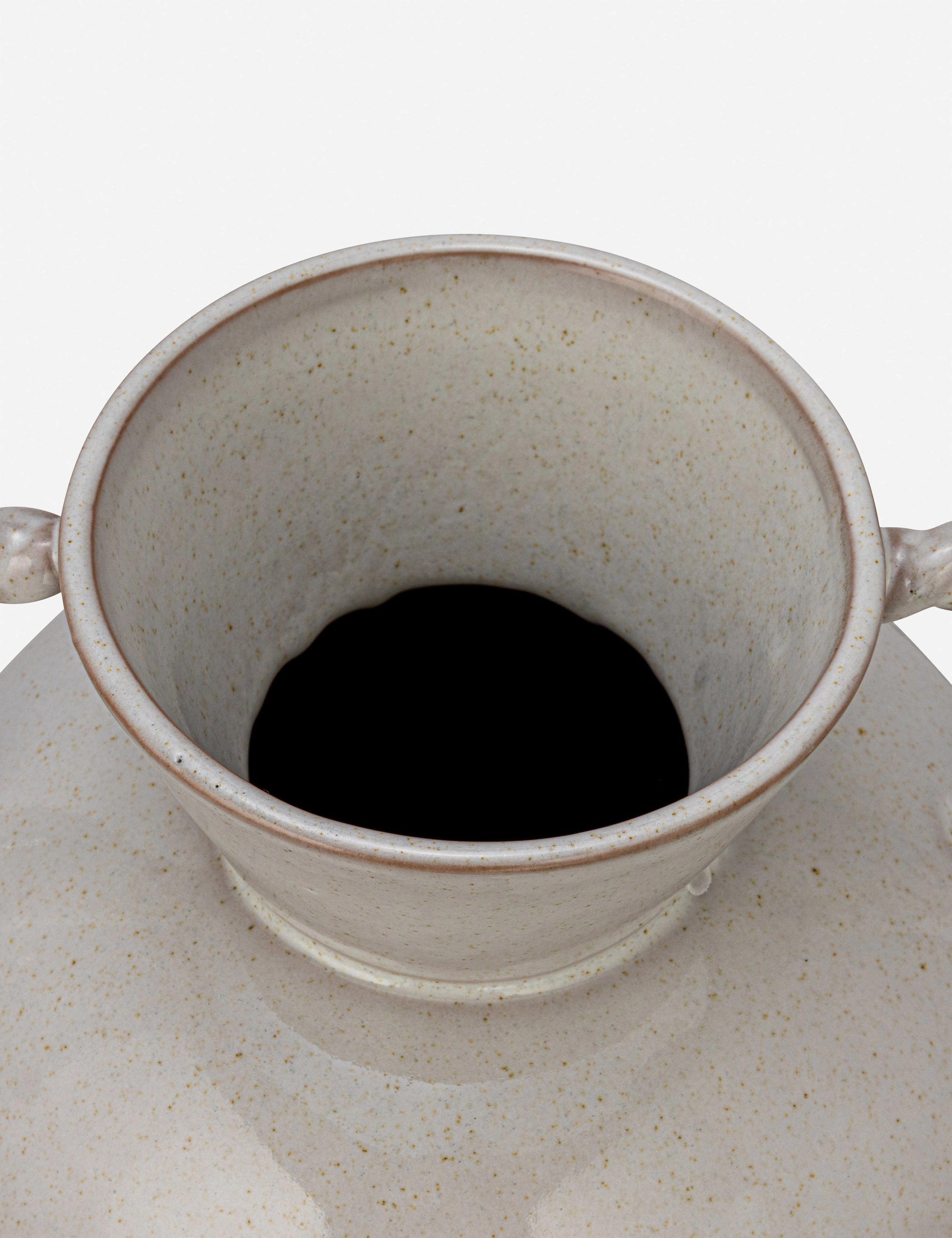 Vina Vase