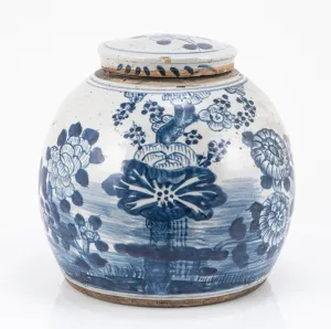 Vintage Ming Jar Four Season Plant 