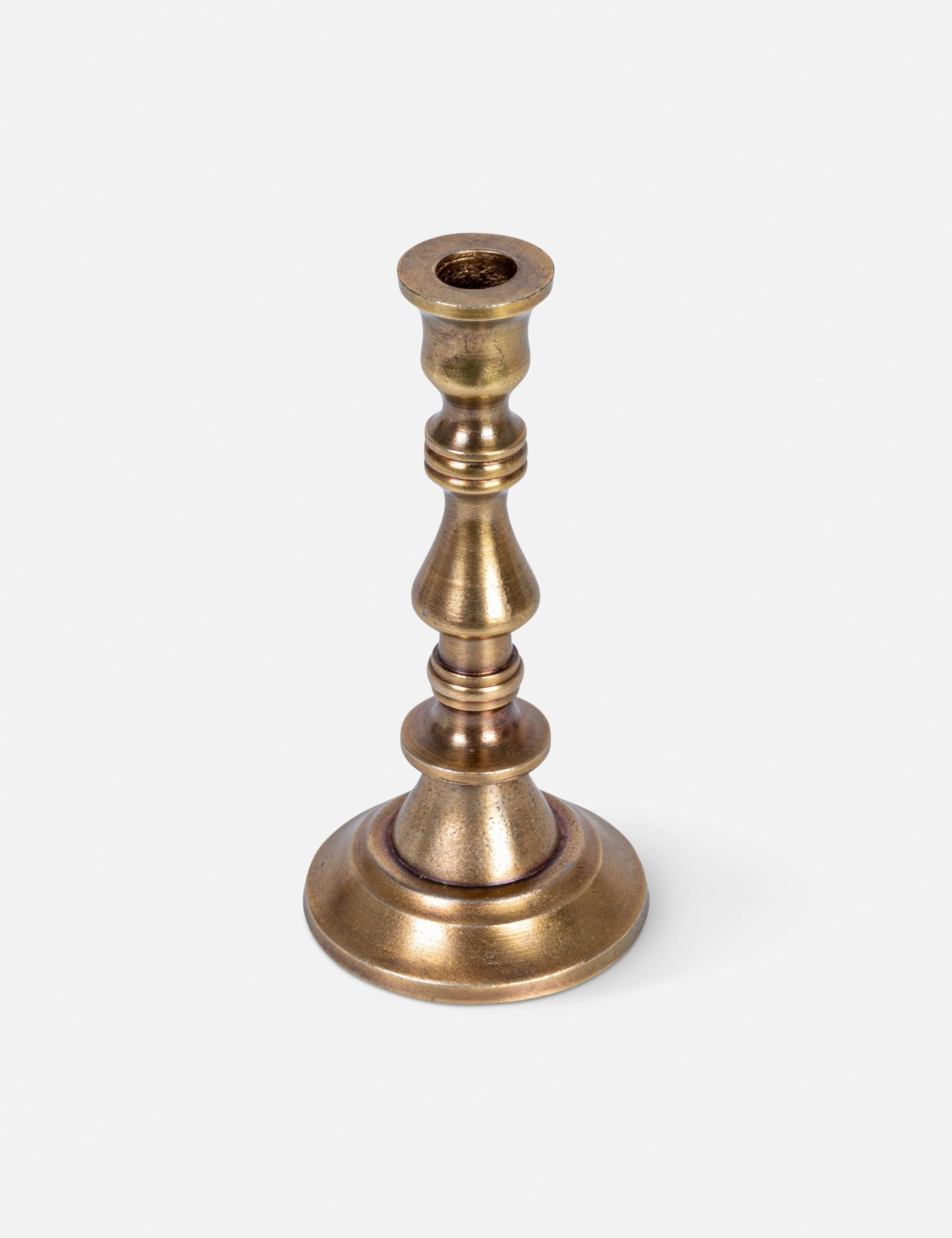 Virgil Taper Holder