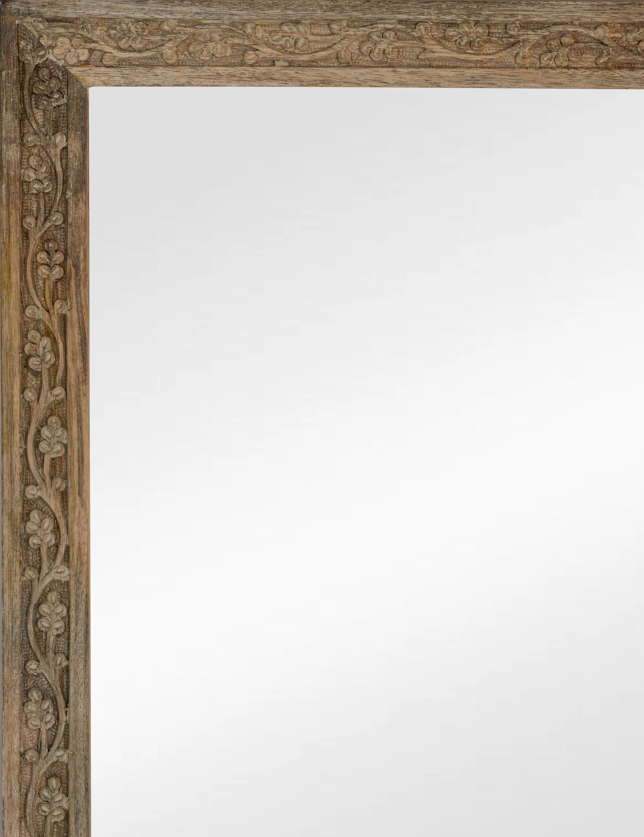 Willoughby Mirror