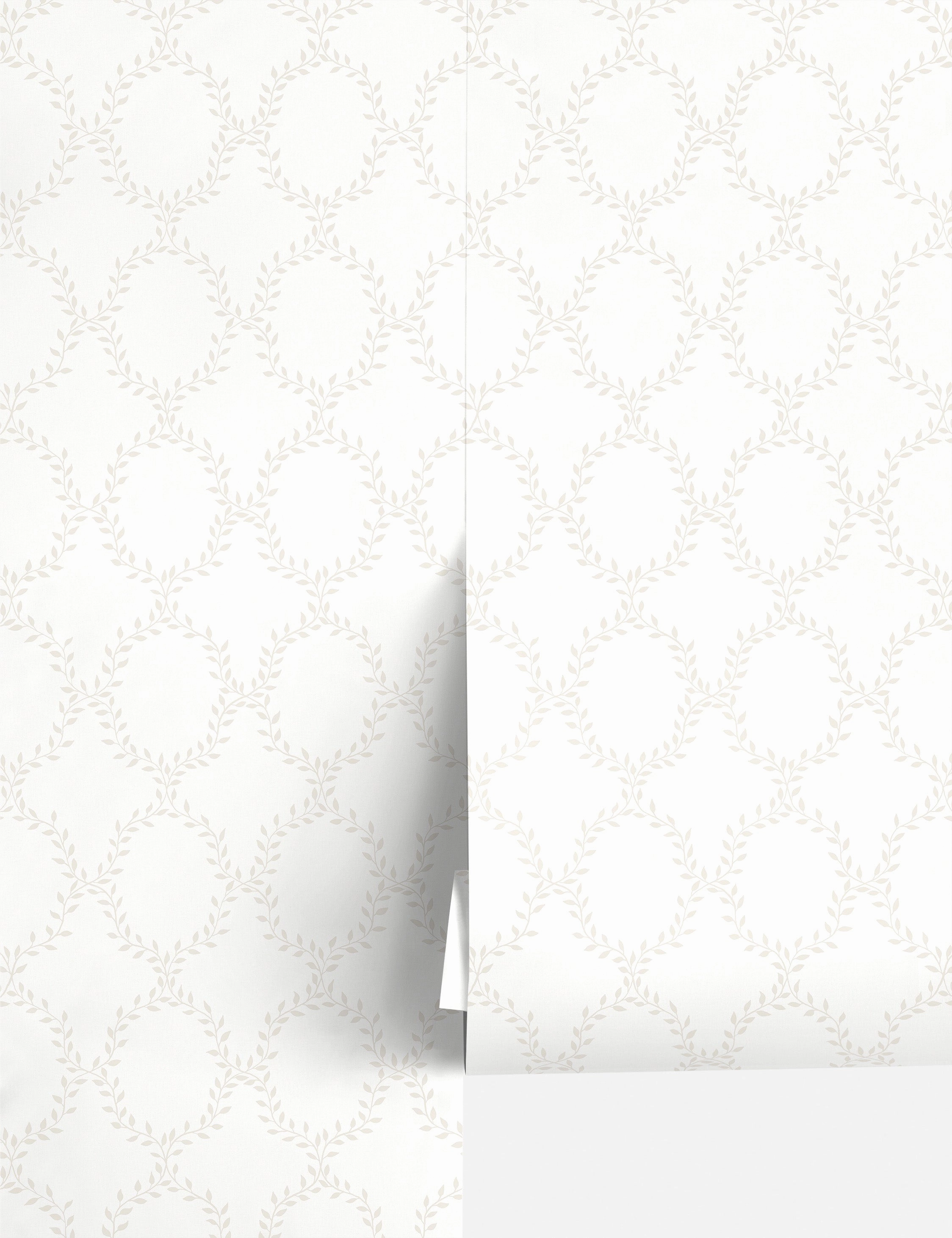 Wilma Wallpaper by Scalamandre