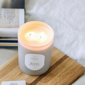 Wood House 2 Wick Candle 