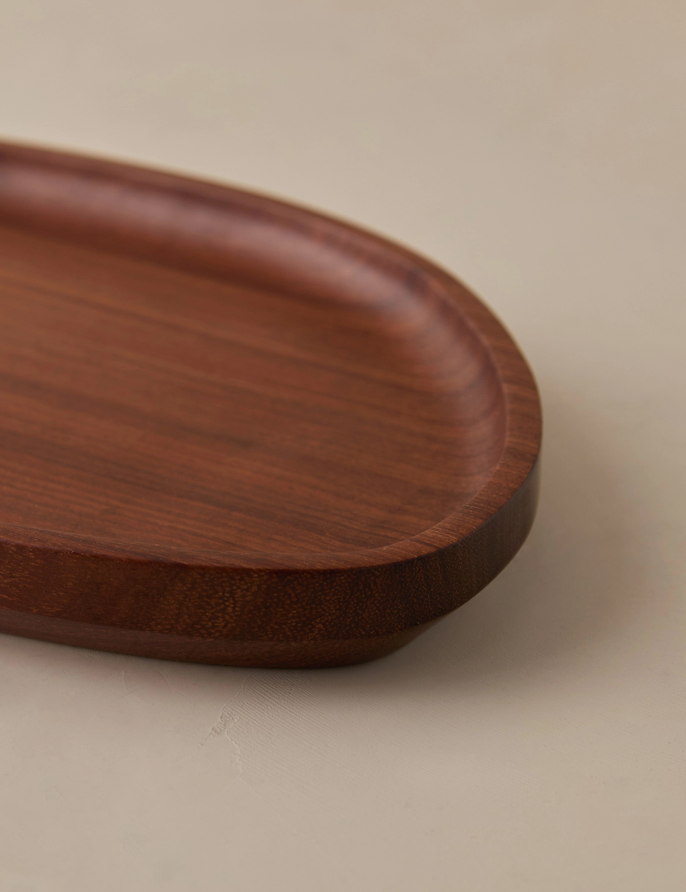 Wood Leaf Tray by Itza Wood
